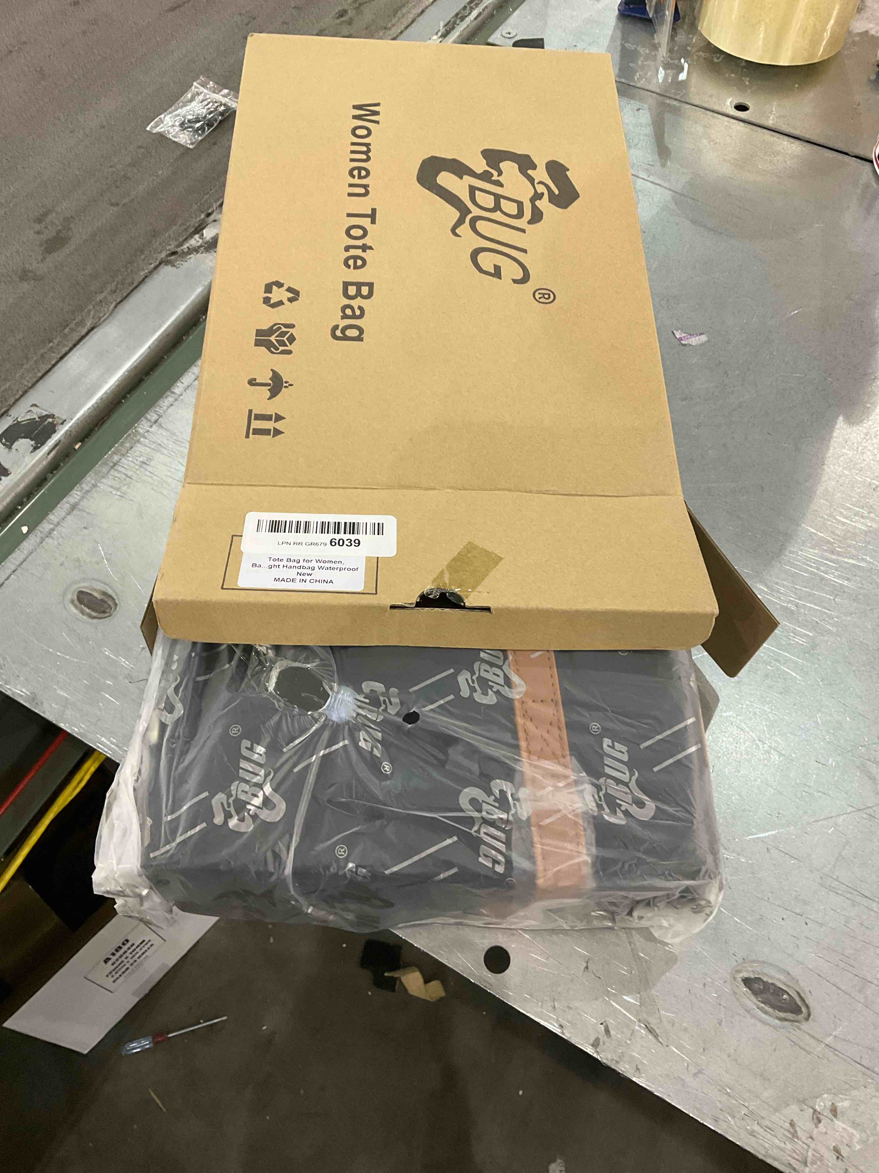 https://s3.amazonaws.com/lotting-images-prod/bidfta/EXS00648277_1697485996154.jpeg