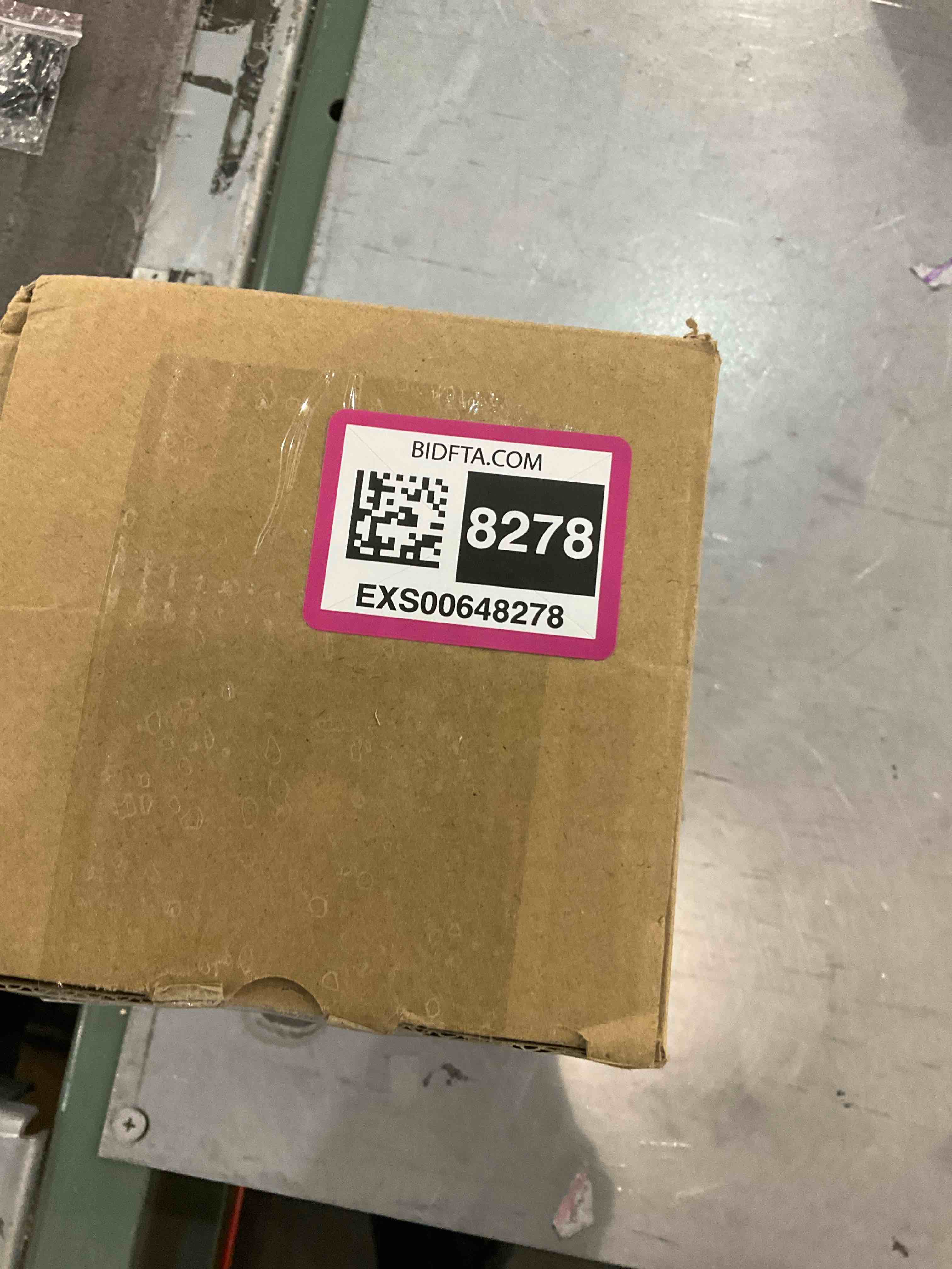 https://s3.amazonaws.com/lotting-images-prod/bidfta/EXS00648278_1697486093746.jpeg