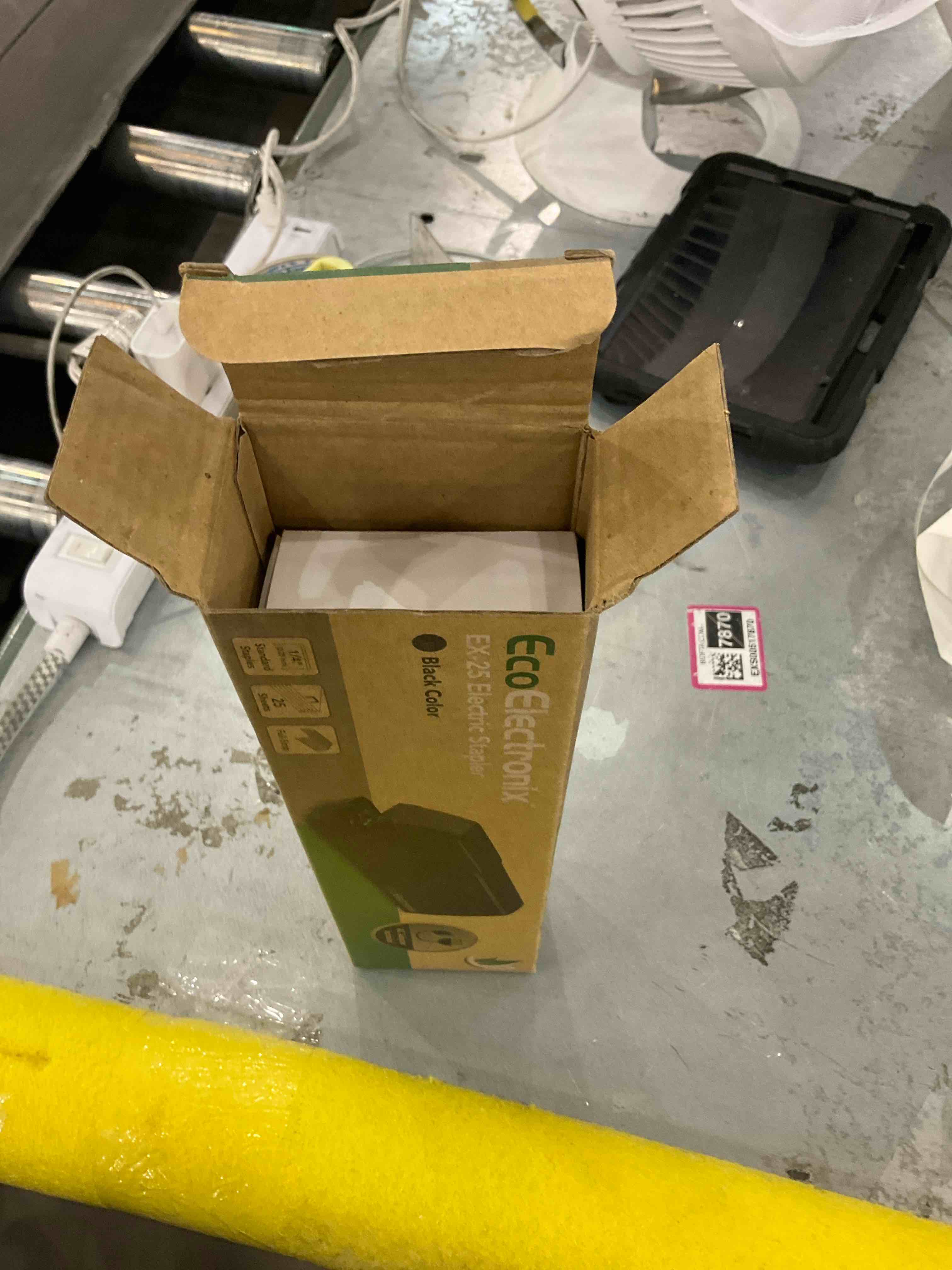 https://s3.amazonaws.com/lotting-images-prod/bidfta/EXS00648545_1697034601005.jpeg