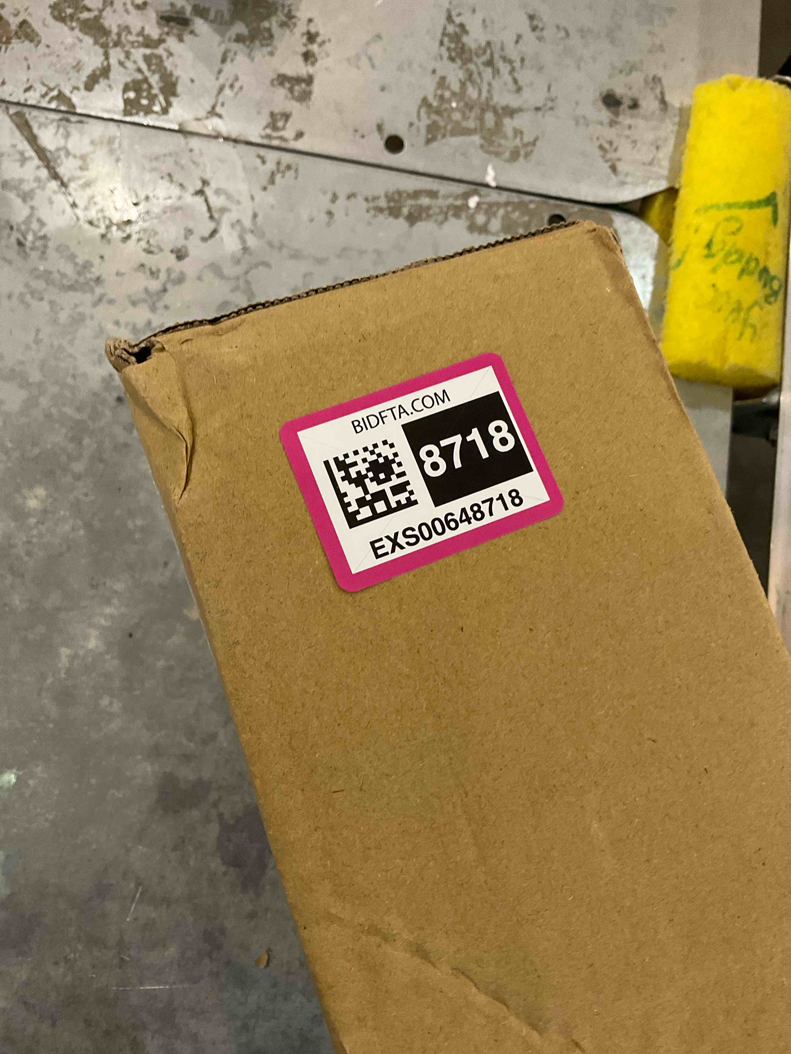 https://s3.amazonaws.com/lotting-images-prod/bidfta/EXS00648718_1697121494732.jpeg