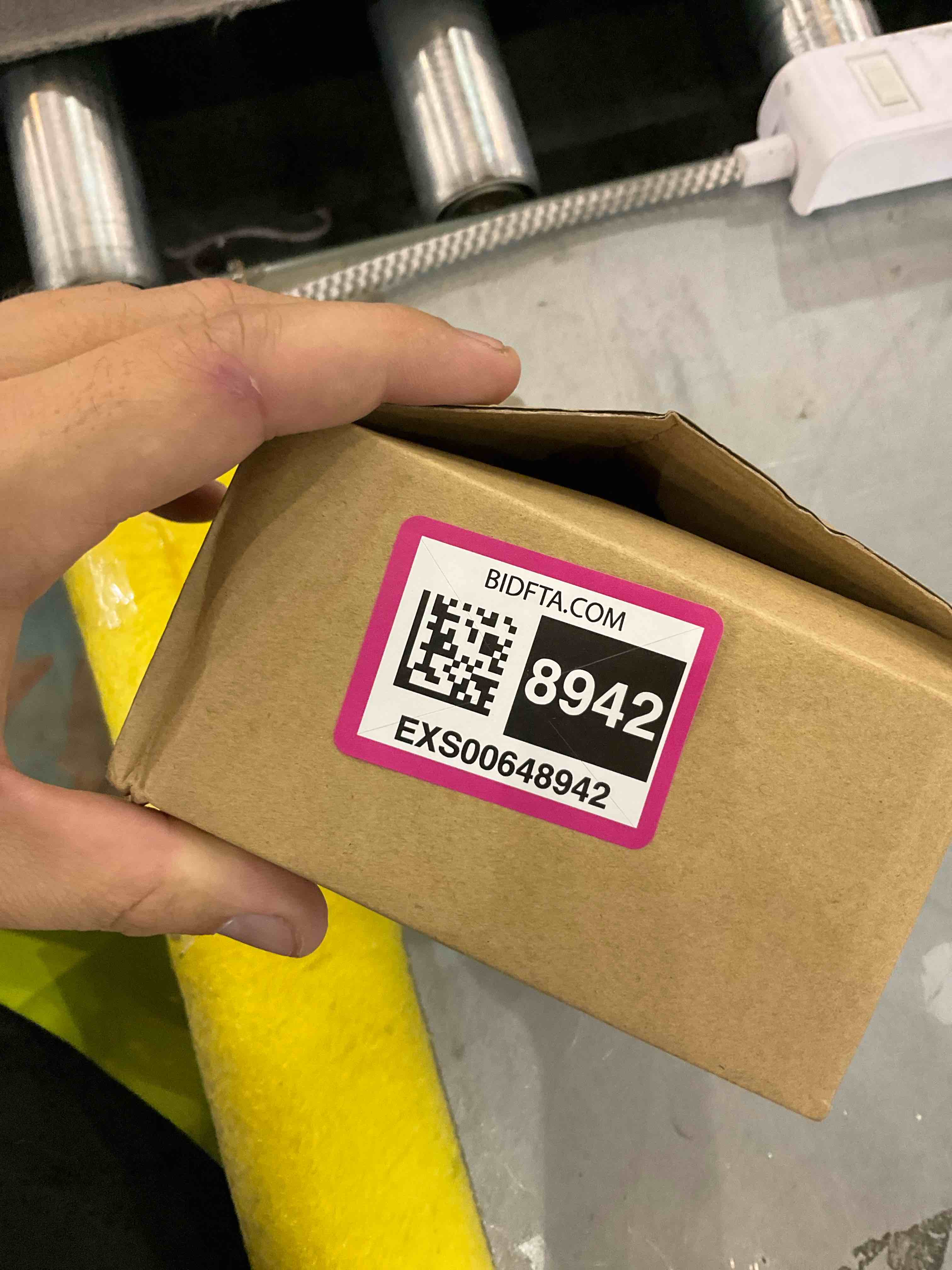 https://s3.amazonaws.com/lotting-images-prod/bidfta/EXS00648942_1697224484440.jpeg