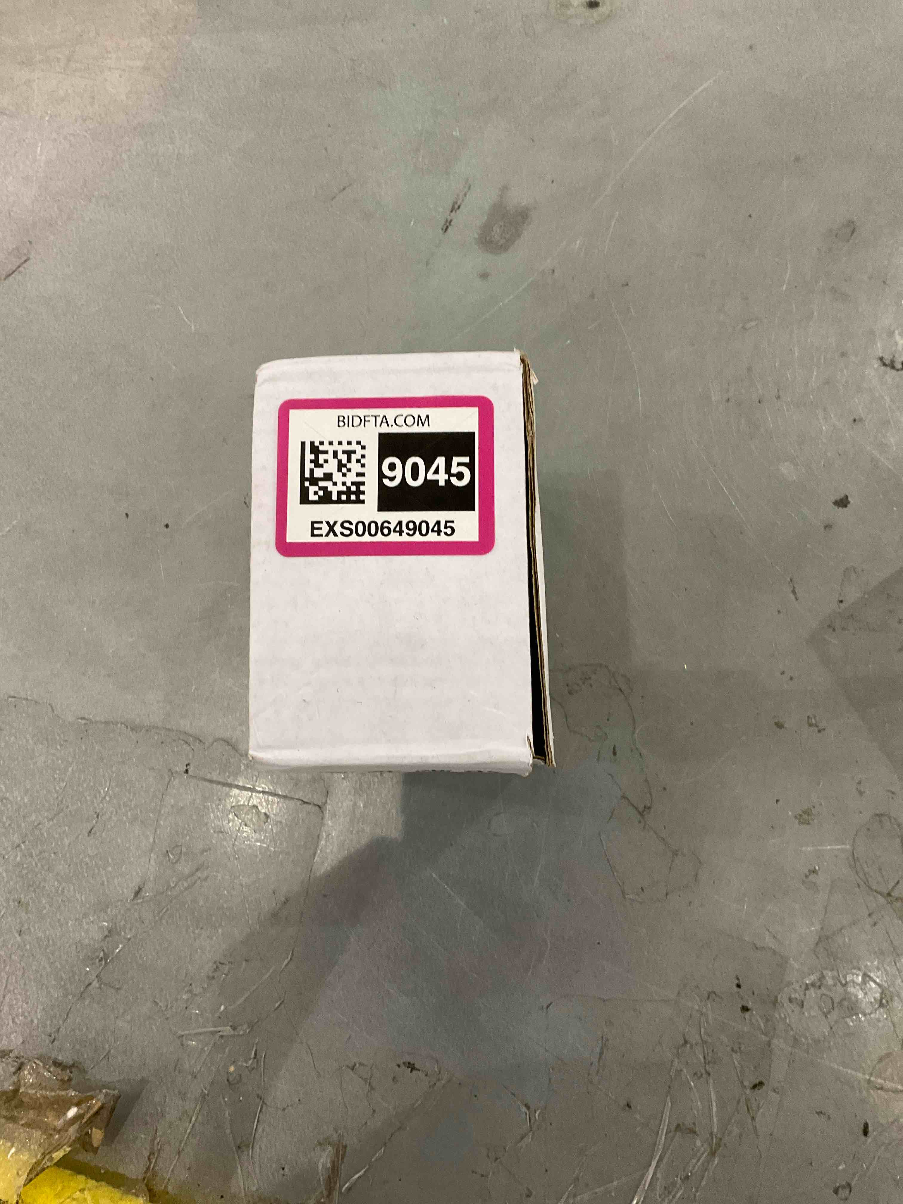 https://s3.amazonaws.com/lotting-images-prod/bidfta/EXS00649045_1697218730364.jpeg