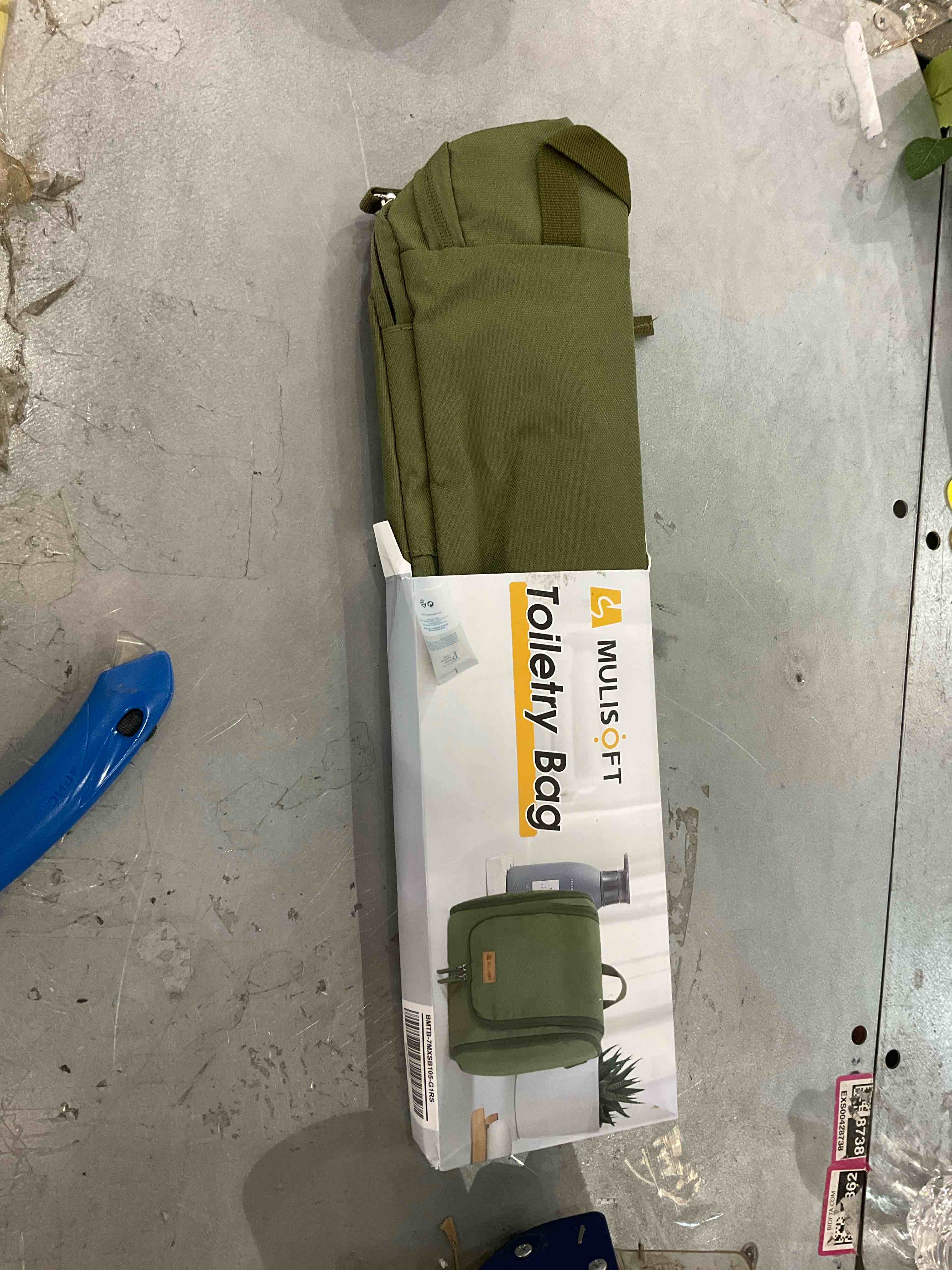 https://s3.amazonaws.com/lotting-images-prod/bidfta/EXS00649160_1697469537756.jpeg