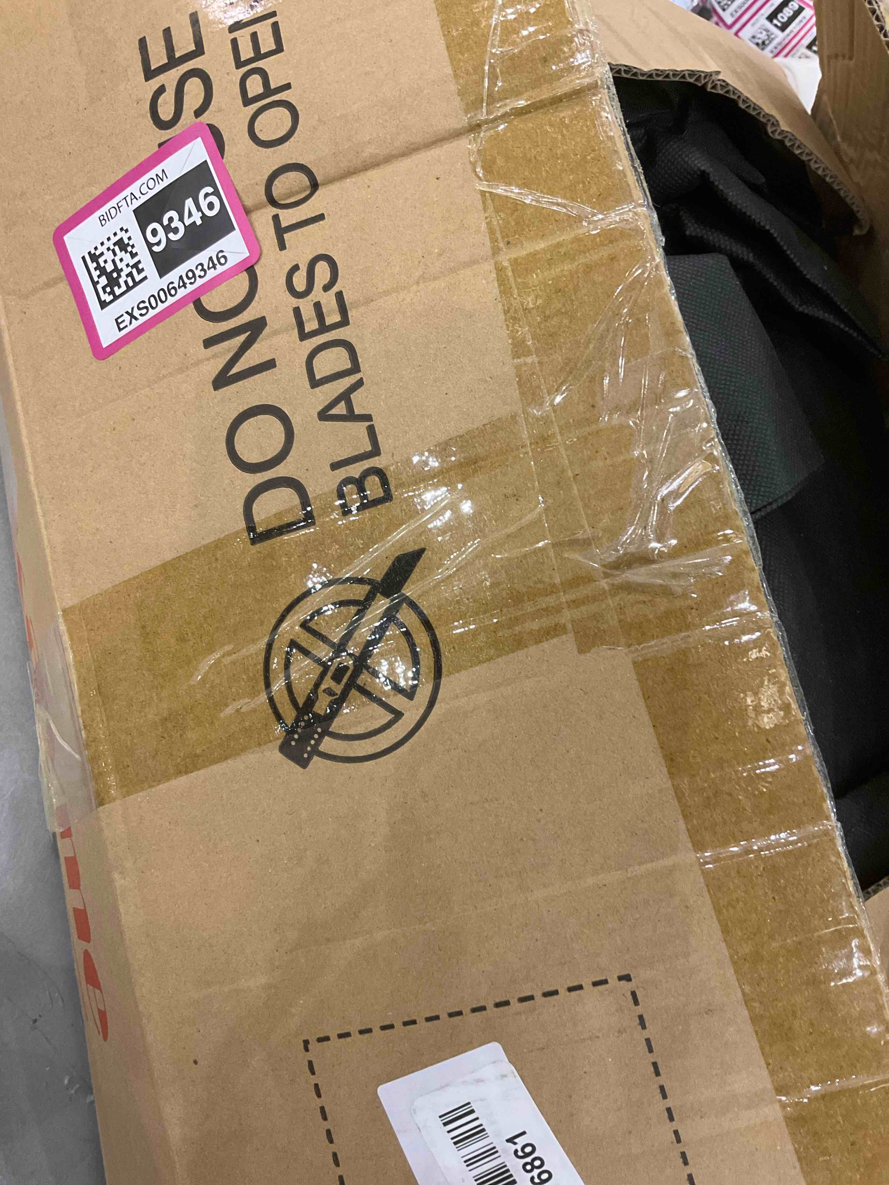https://s3.amazonaws.com/lotting-images-prod/bidfta/EXS00649346_1697561477273.jpeg