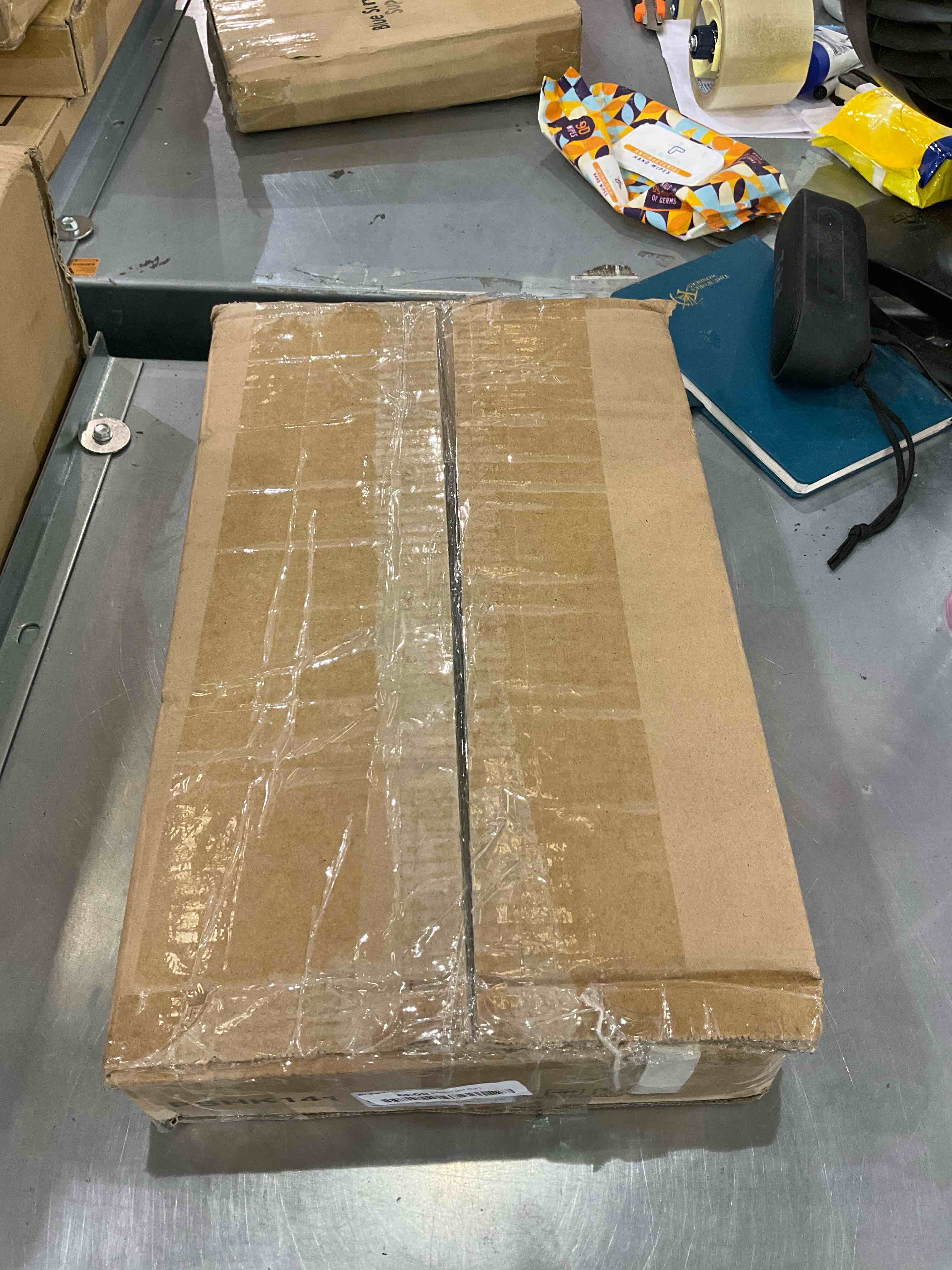 https://s3.amazonaws.com/lotting-images-prod/bidfta/EXS00649782_1697035743918.jpeg