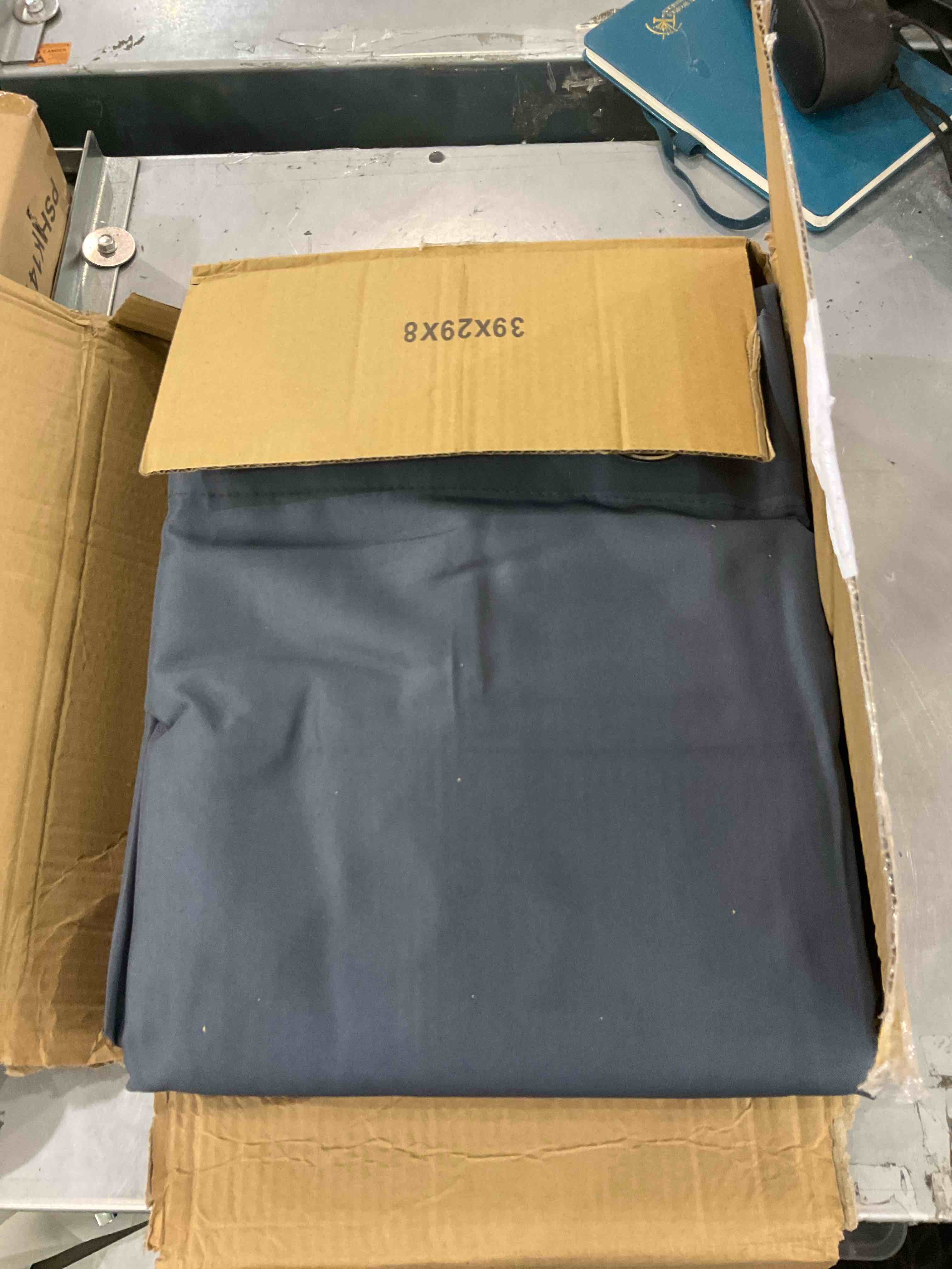 https://s3.amazonaws.com/lotting-images-prod/bidfta/EXS00649927_1697054885176.jpeg