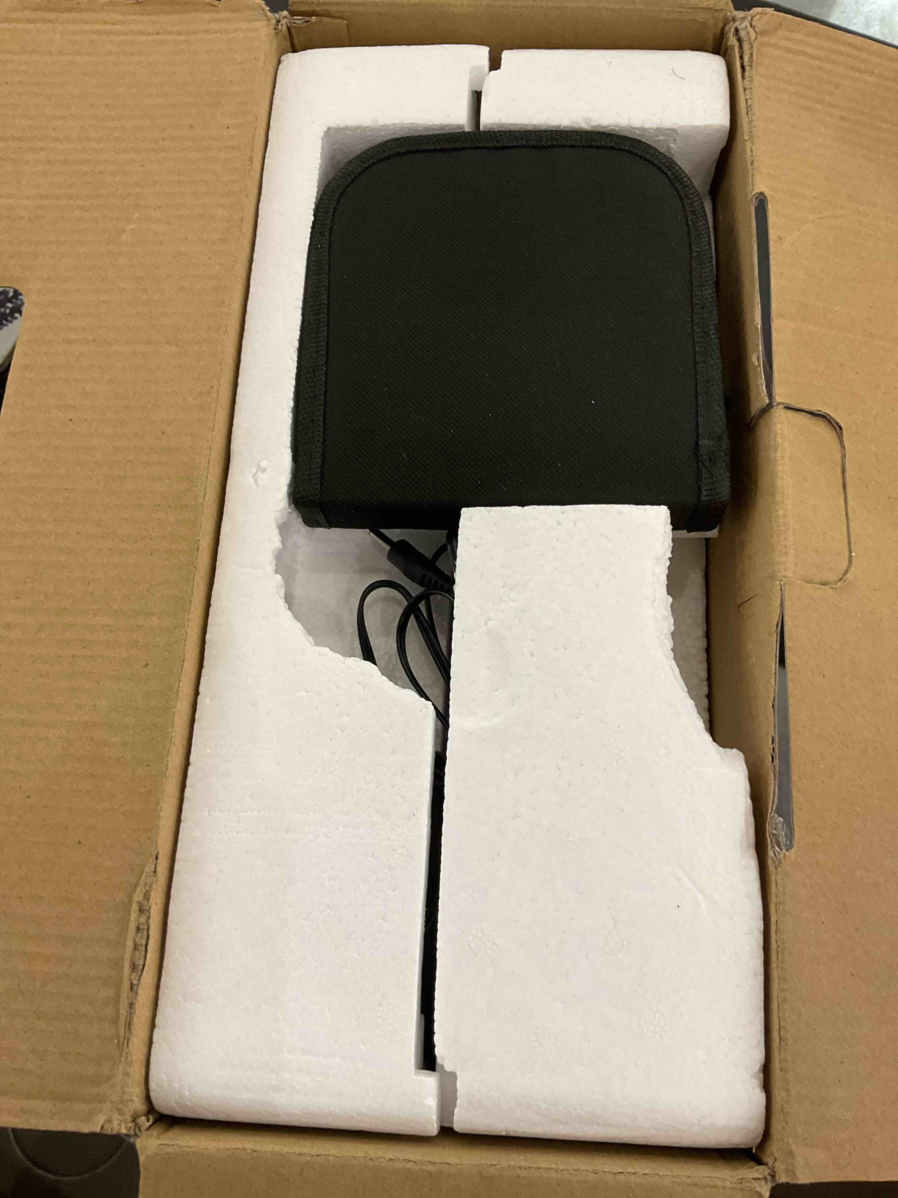 https://s3.amazonaws.com/lotting-images-prod/bidfta/EXS00655445_1706642877741.jpeg