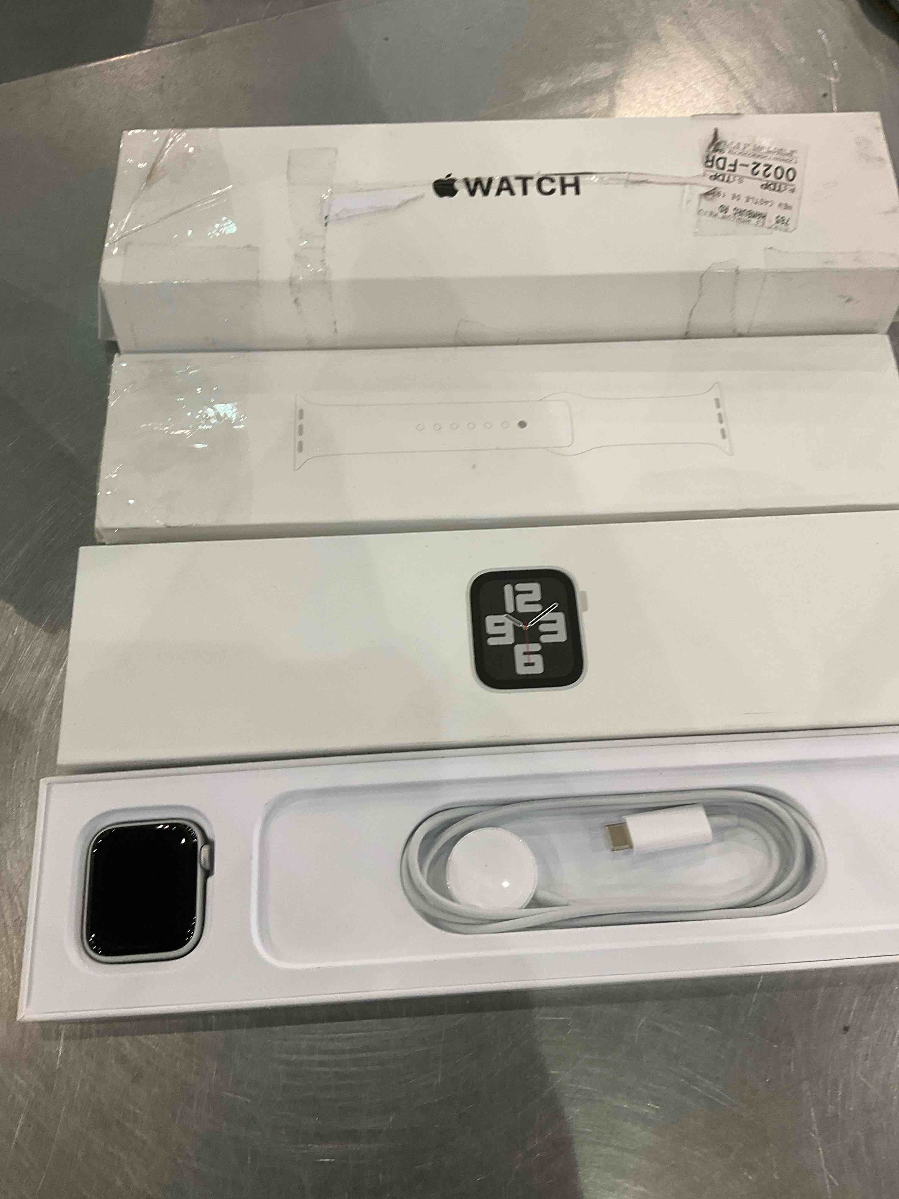 https://s3.amazonaws.com/lotting-images-prod/bidfta/EXS00656672_1706126699055.jpeg