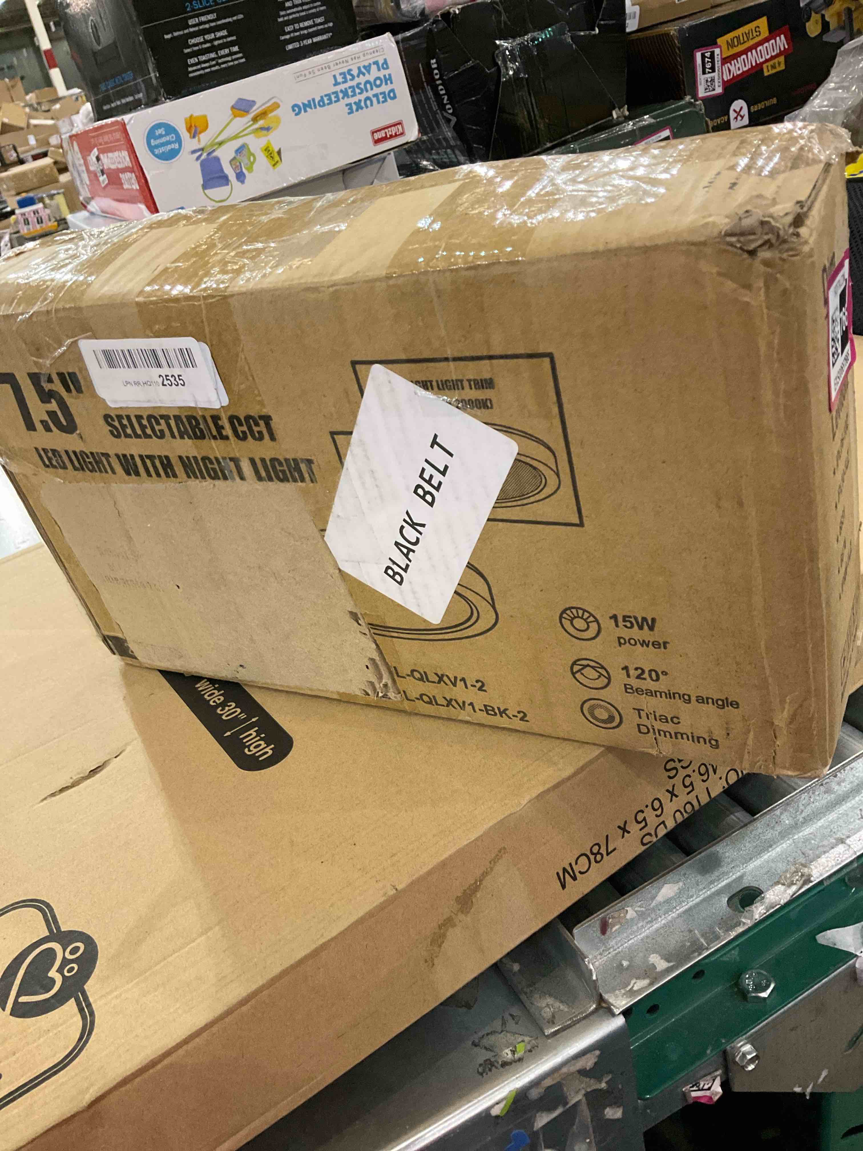 https://s3.amazonaws.com/lotting-images-prod/bidfta/EXS00657665_1706028764358.jpeg
