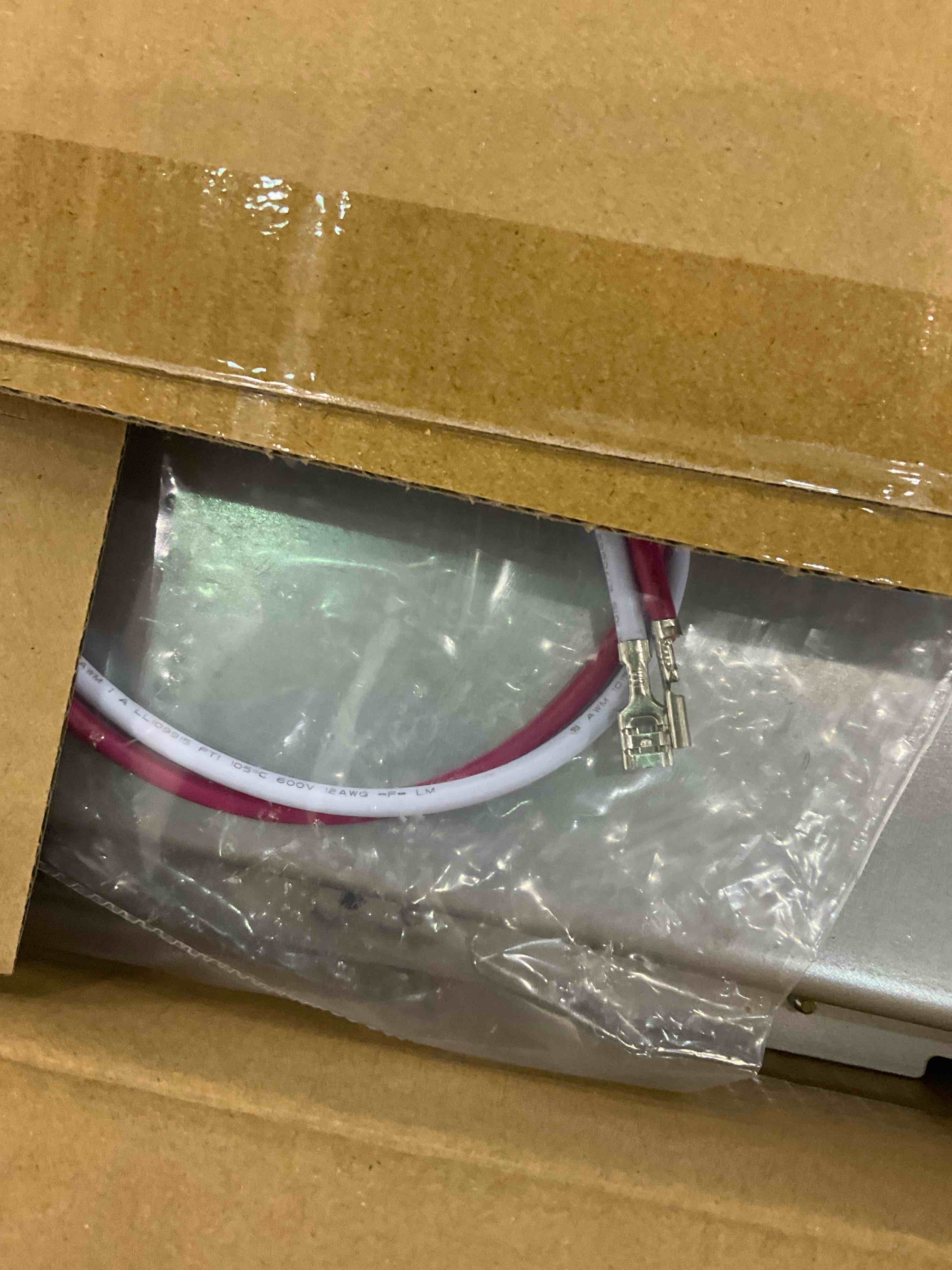 https://s3.amazonaws.com/lotting-images-prod/bidfta/EXS00658060_1707830382160.jpeg