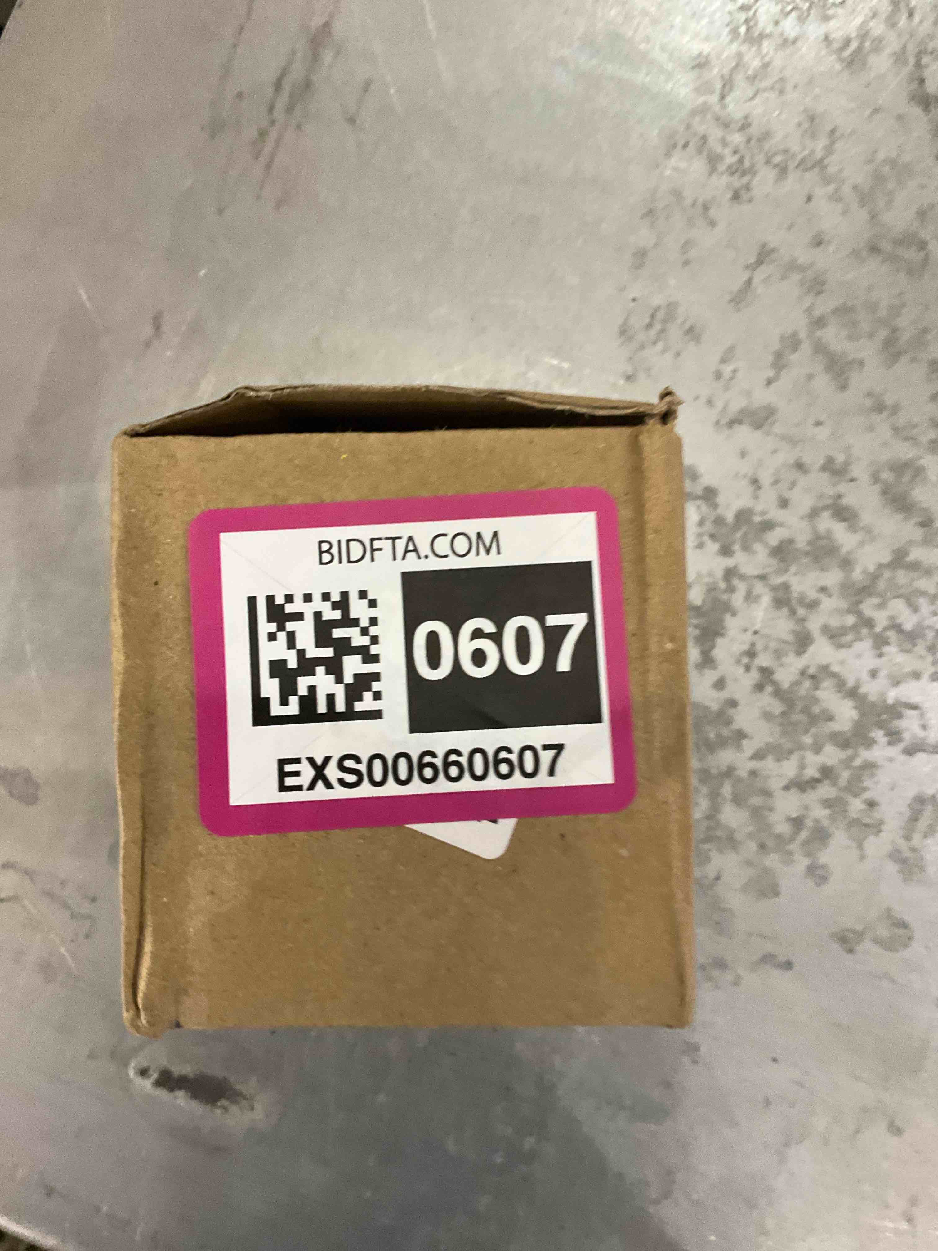 https://s3.amazonaws.com/lotting-images-prod/bidfta/EXS00660607_1697485945501.jpeg
