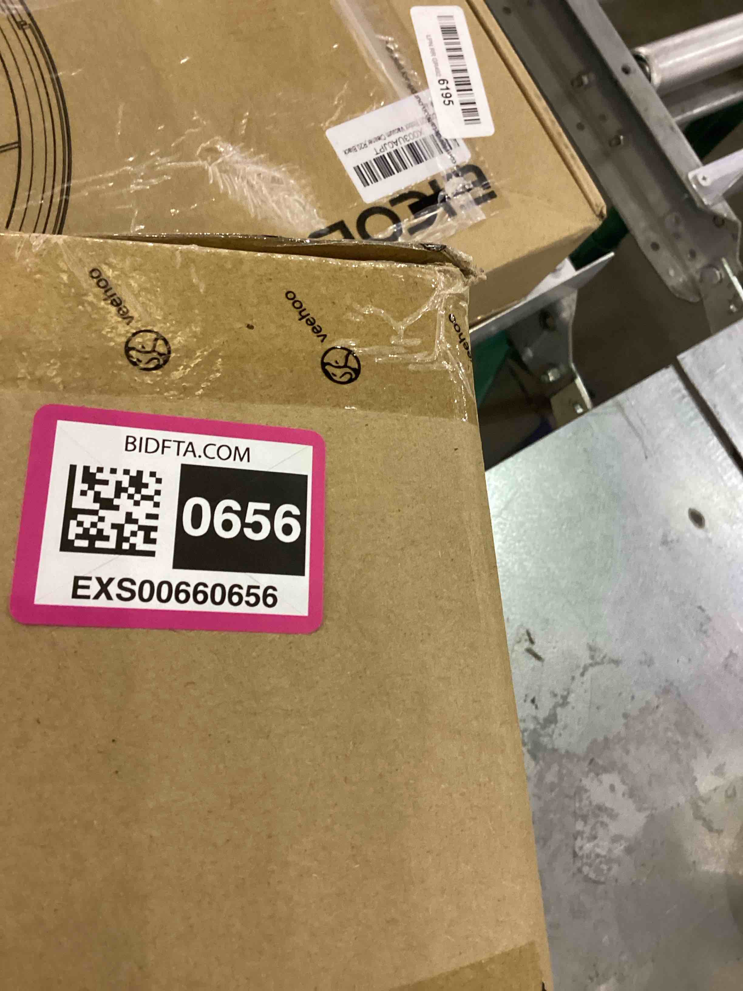 https://s3.amazonaws.com/lotting-images-prod/bidfta/EXS00660656_1698674958673.jpeg