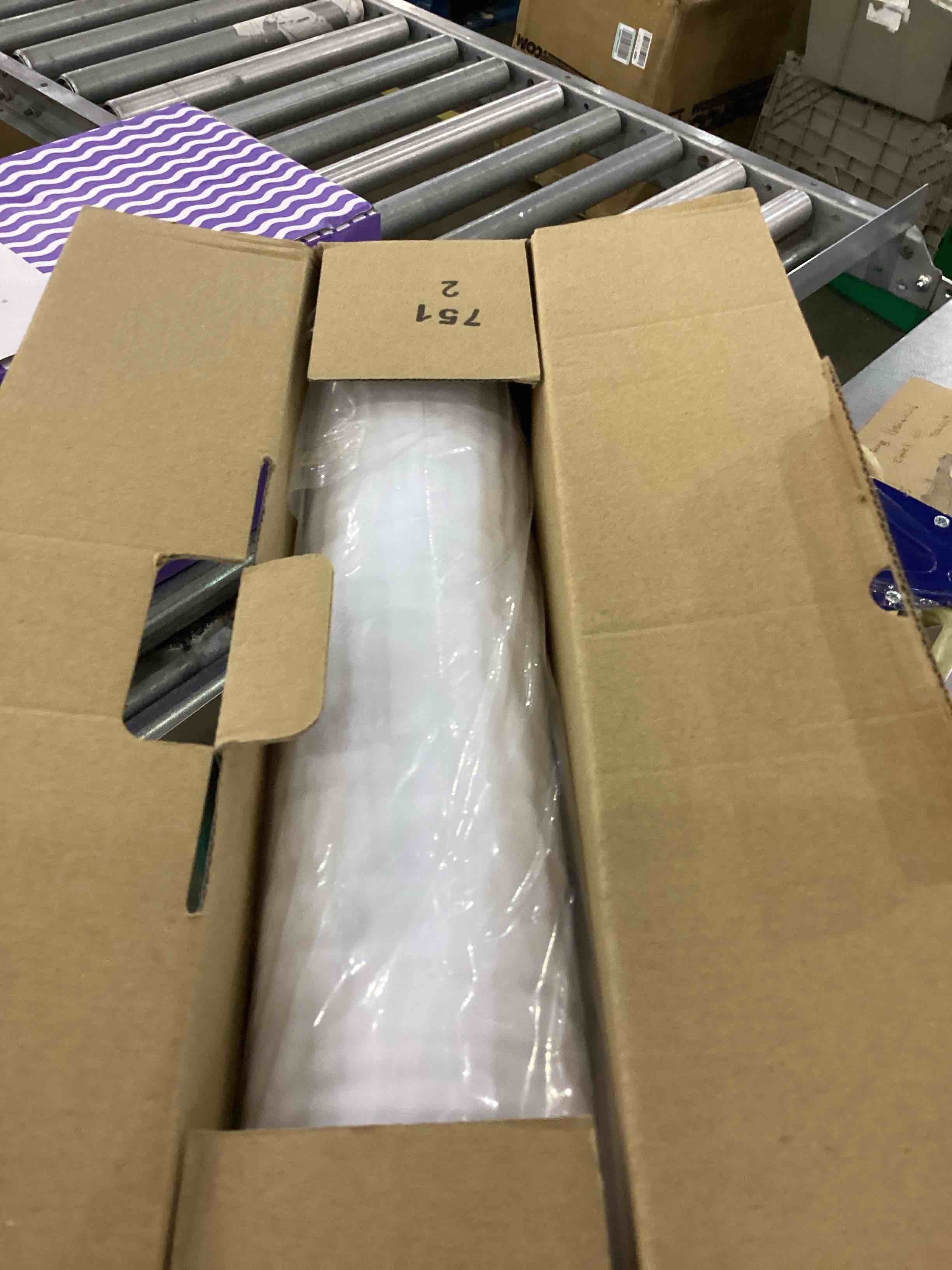 https://s3.amazonaws.com/lotting-images-prod/bidfta/EXS00660660_1698675474981.jpeg