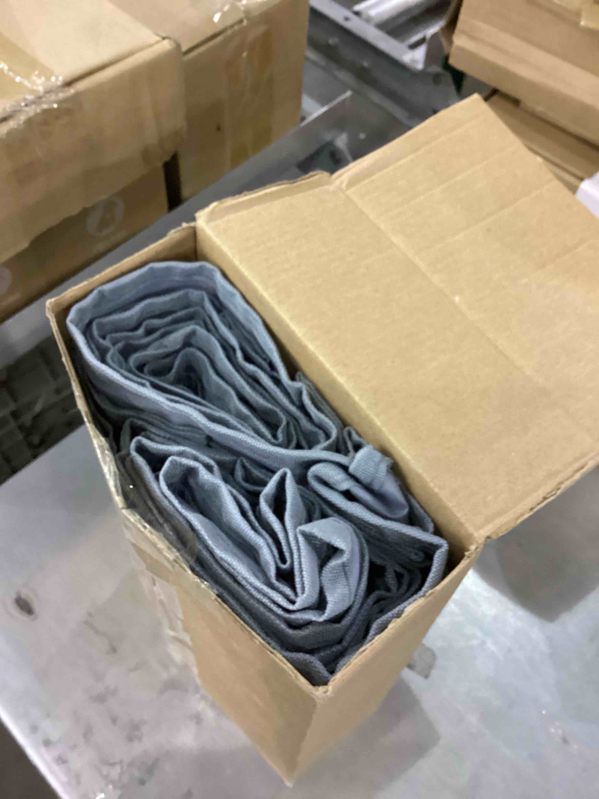 https://s3.amazonaws.com/lotting-images-prod/bidfta/EXS00660671_1698676853345.jpeg