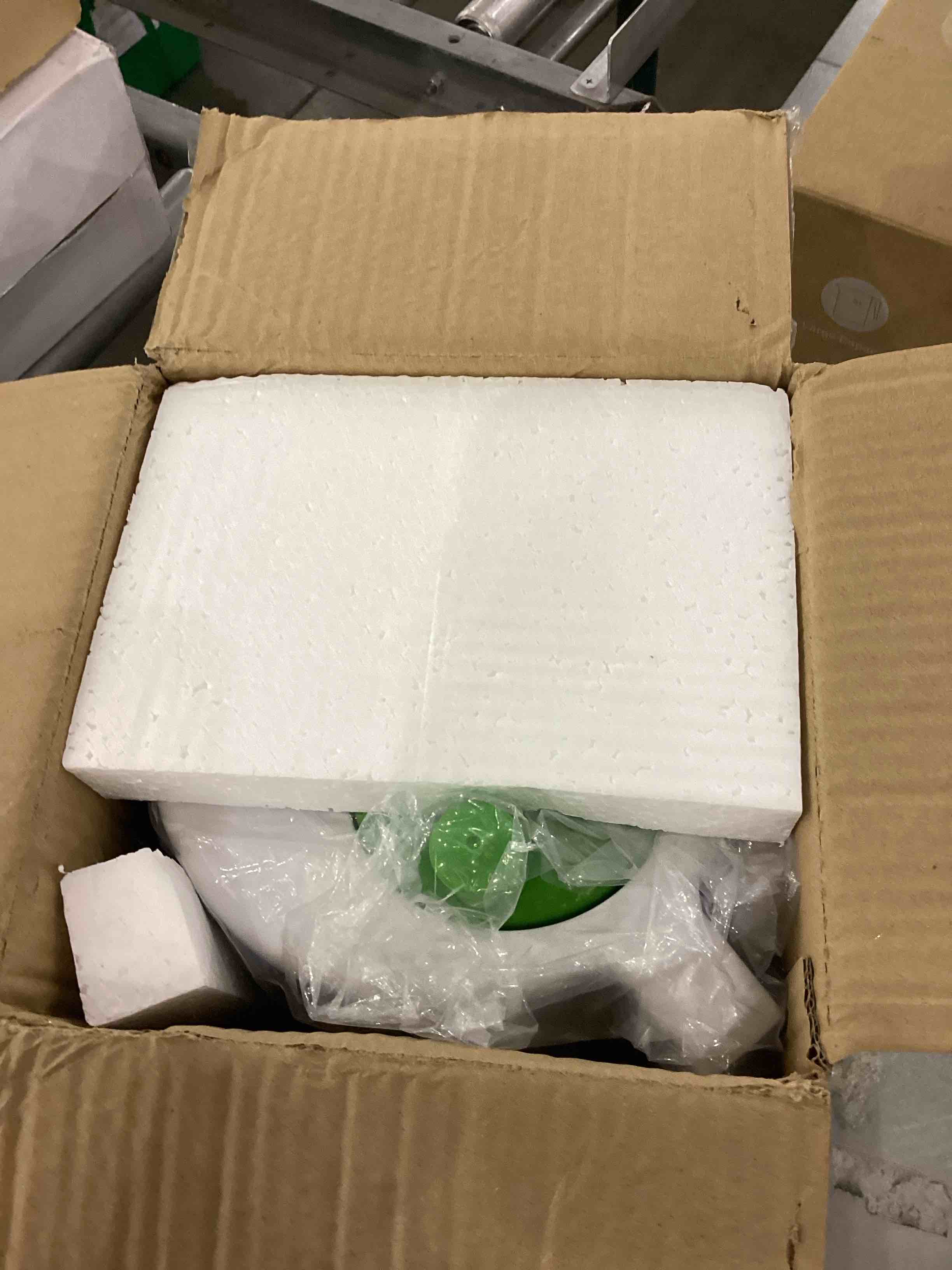 https://s3.amazonaws.com/lotting-images-prod/bidfta/EXS00660702_1698680155866.jpeg