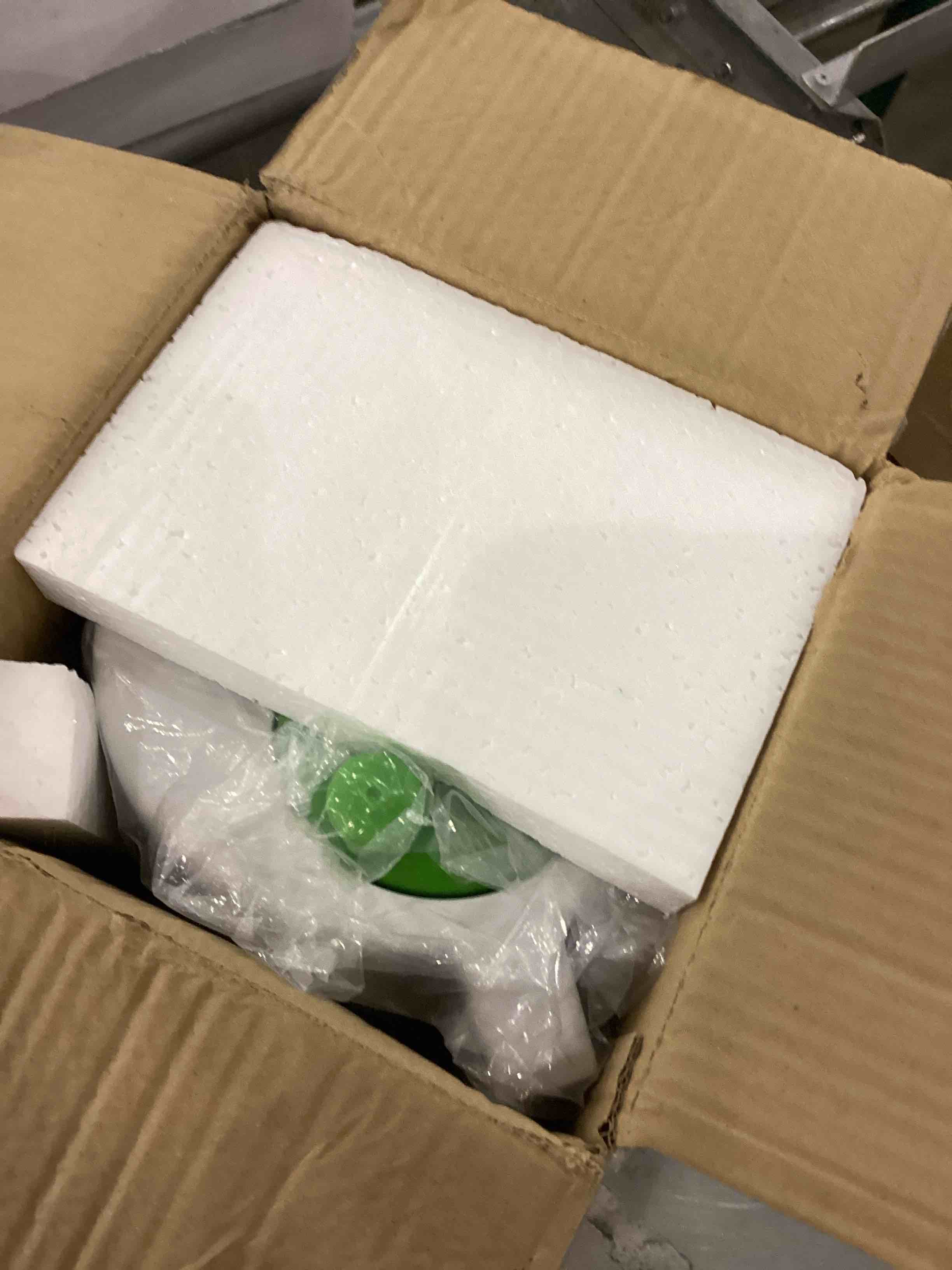 https://s3.amazonaws.com/lotting-images-prod/bidfta/EXS00660702_1698680158468.jpeg