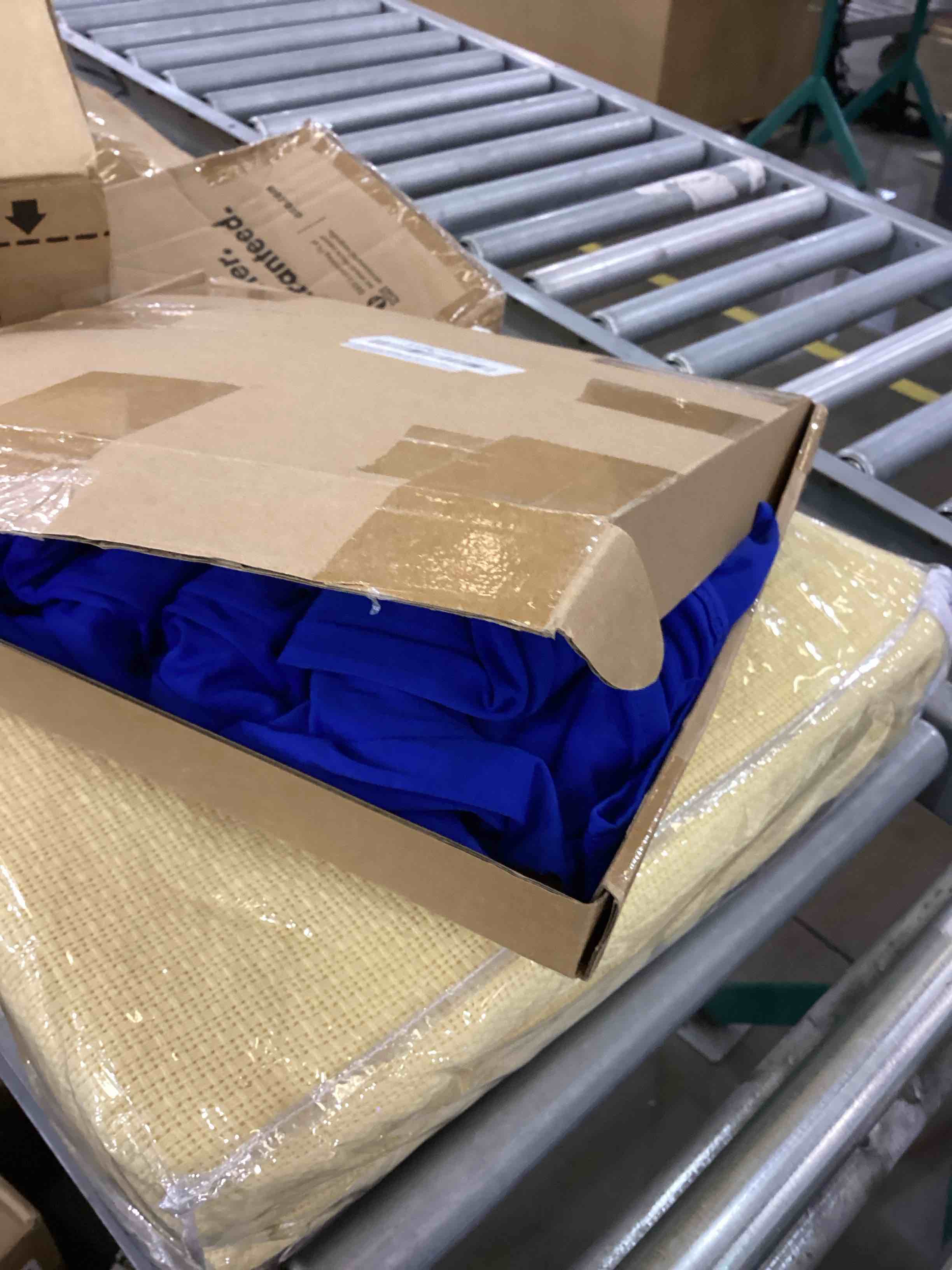 https://s3.amazonaws.com/lotting-images-prod/bidfta/EXS00660906_1698765529559.jpeg