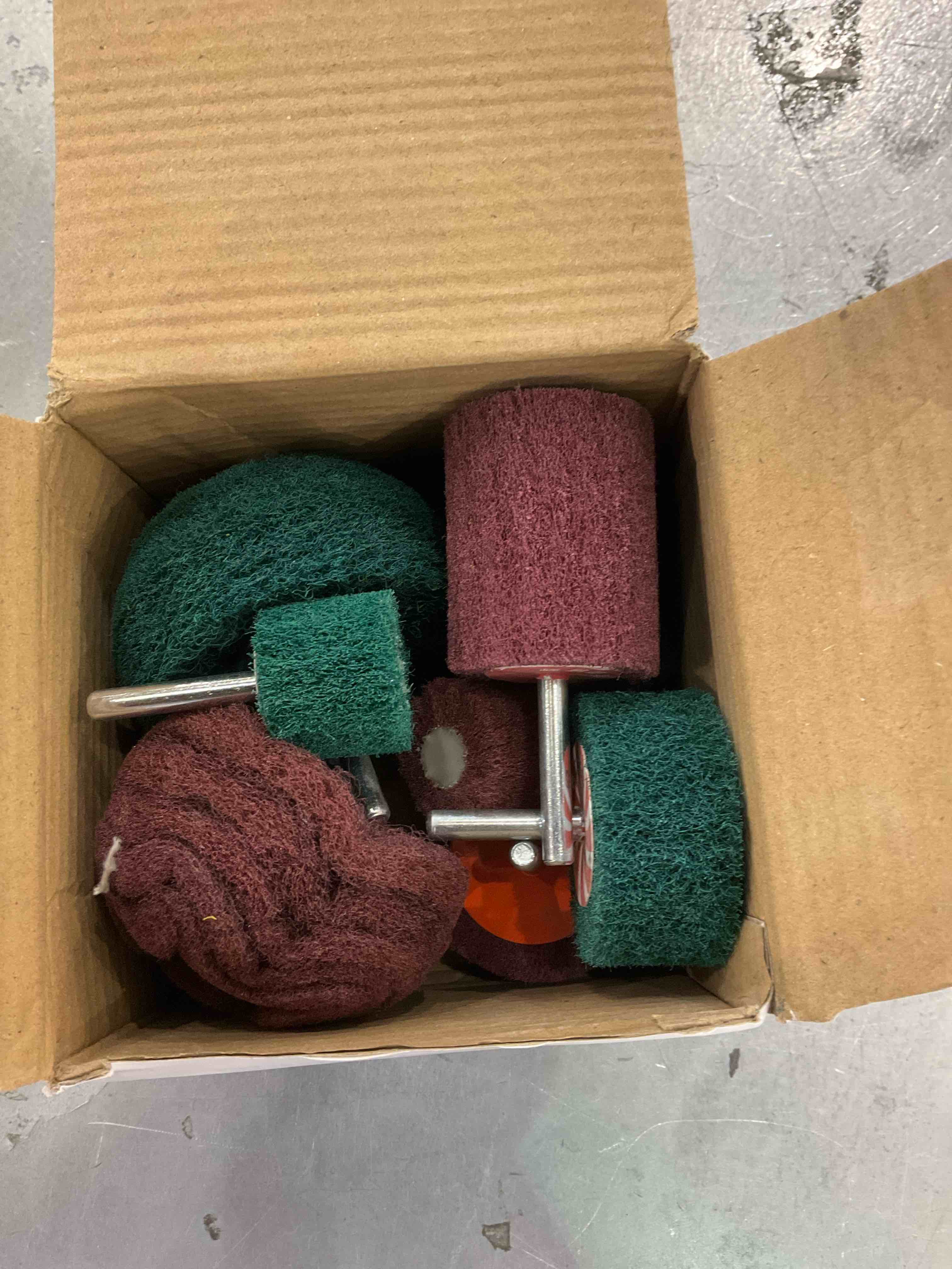 https://s3.amazonaws.com/lotting-images-prod/bidfta/EXS00661029_1697120825023.jpeg