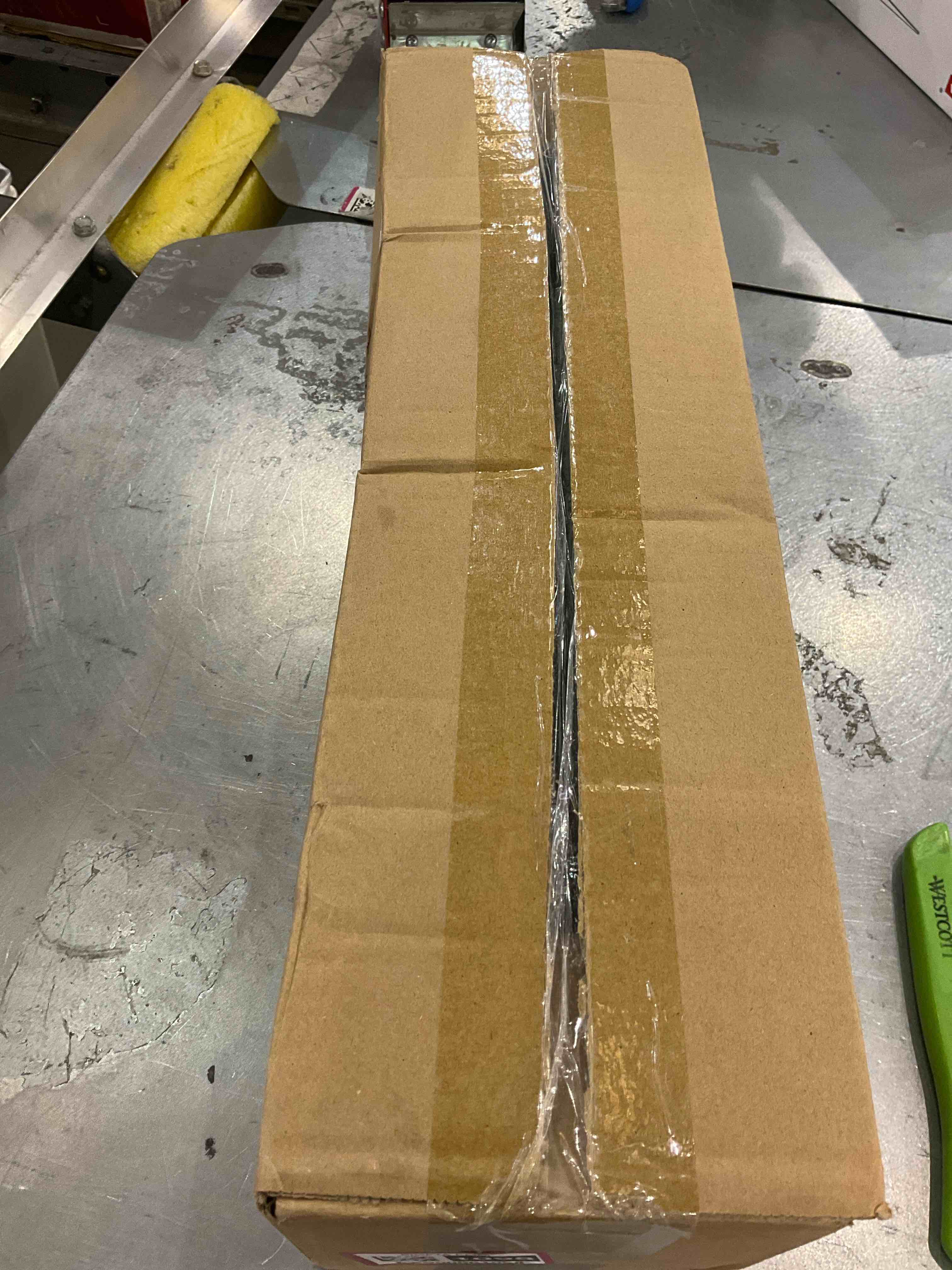 https://s3.amazonaws.com/lotting-images-prod/bidfta/EXS00661098_1697725431704.jpeg