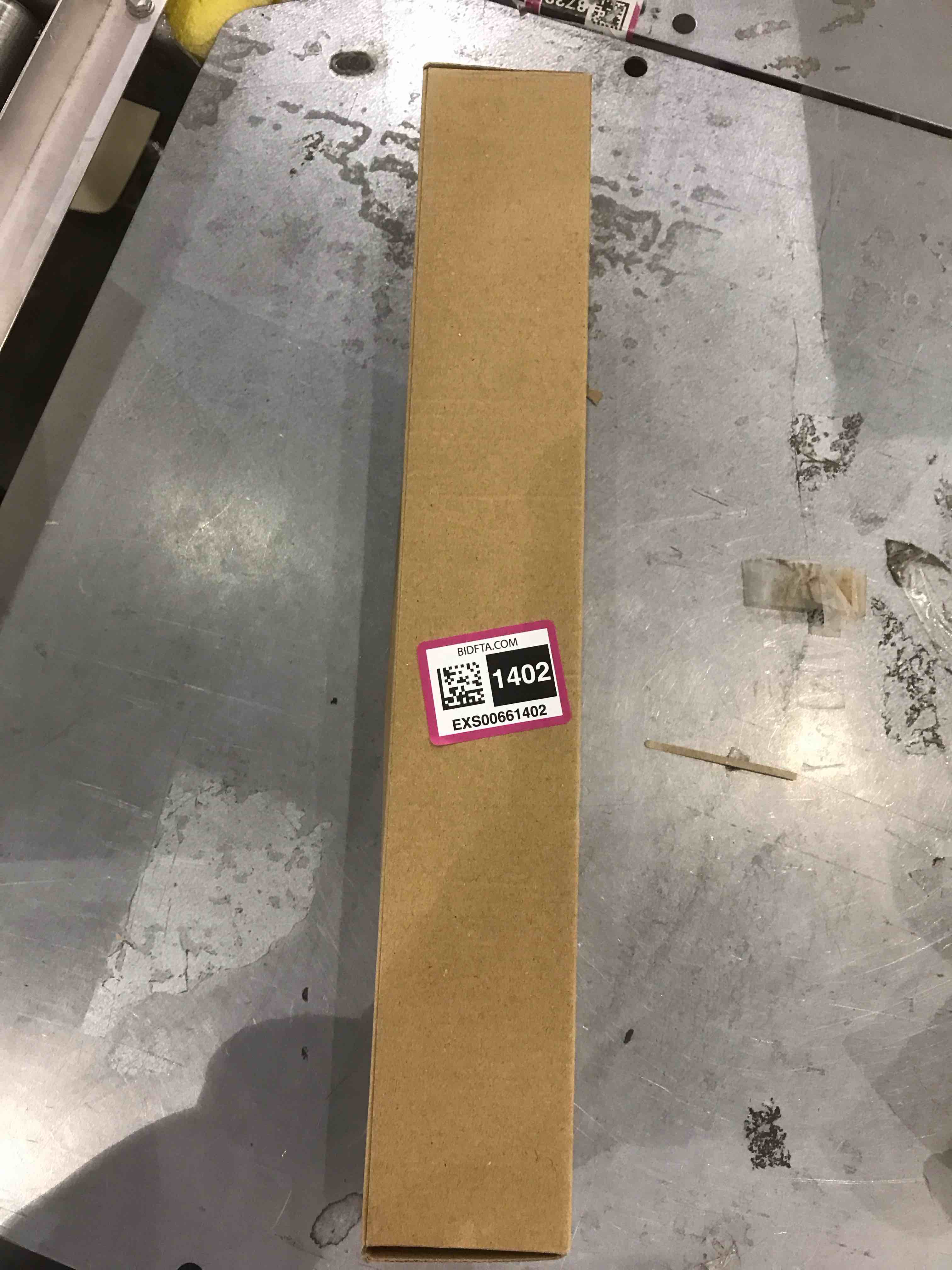 https://s3.amazonaws.com/lotting-images-prod/bidfta/EXS00661402_1698060472710.jpeg