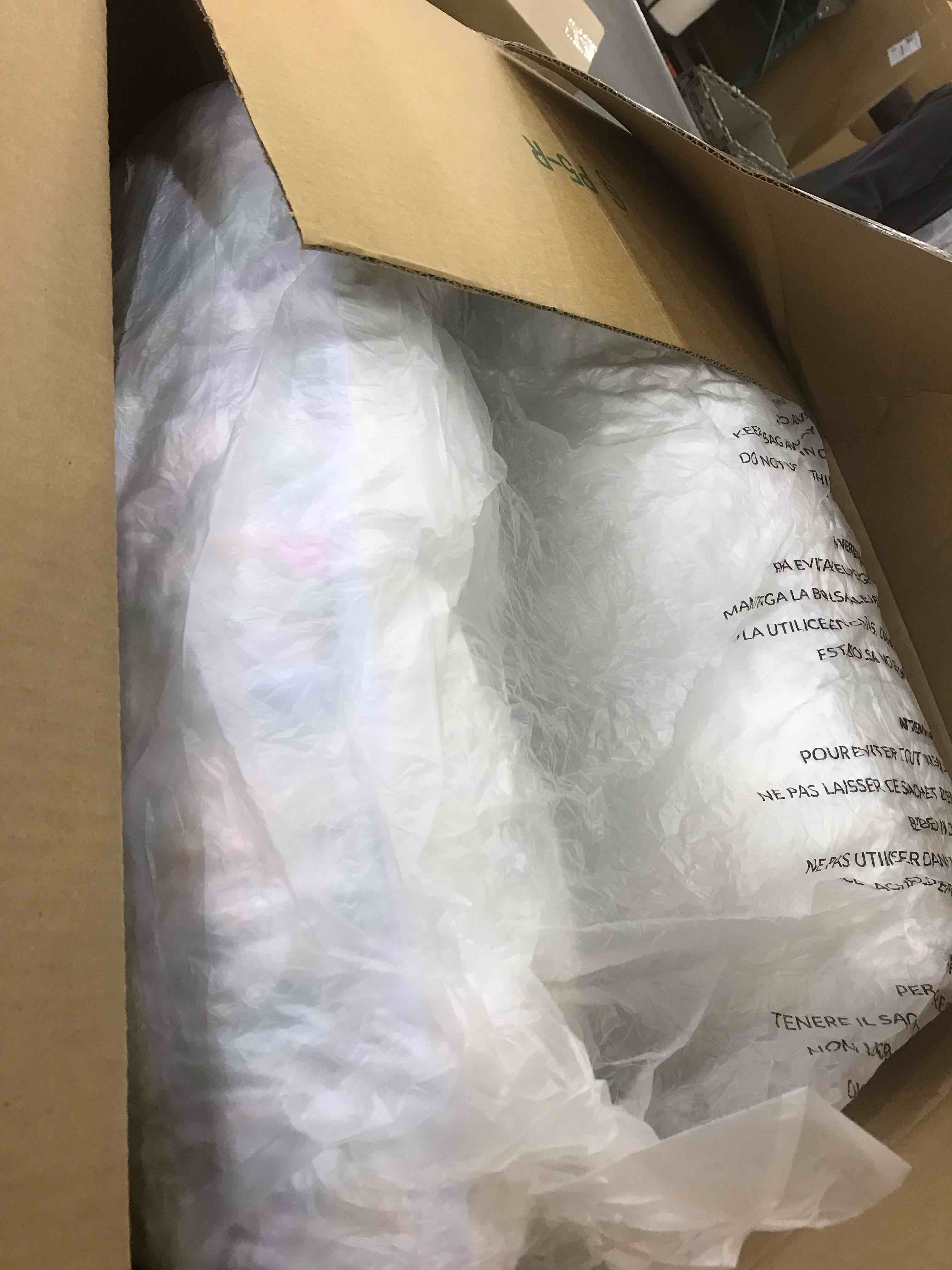 https://s3.amazonaws.com/lotting-images-prod/bidfta/EXS00661408_1698061386788.jpeg