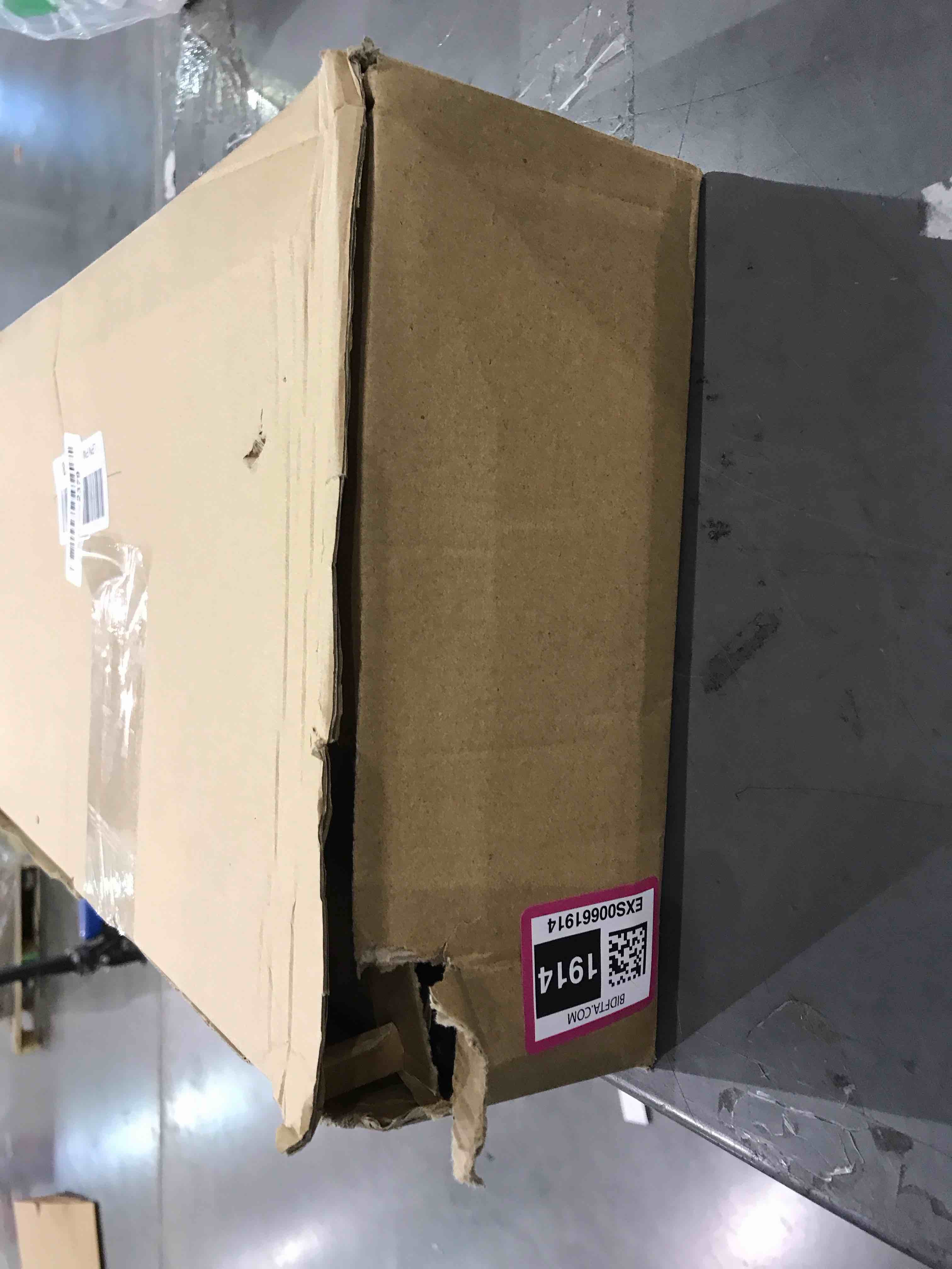 https://s3.amazonaws.com/lotting-images-prod/bidfta/EXS00661914_1697201265876.jpeg