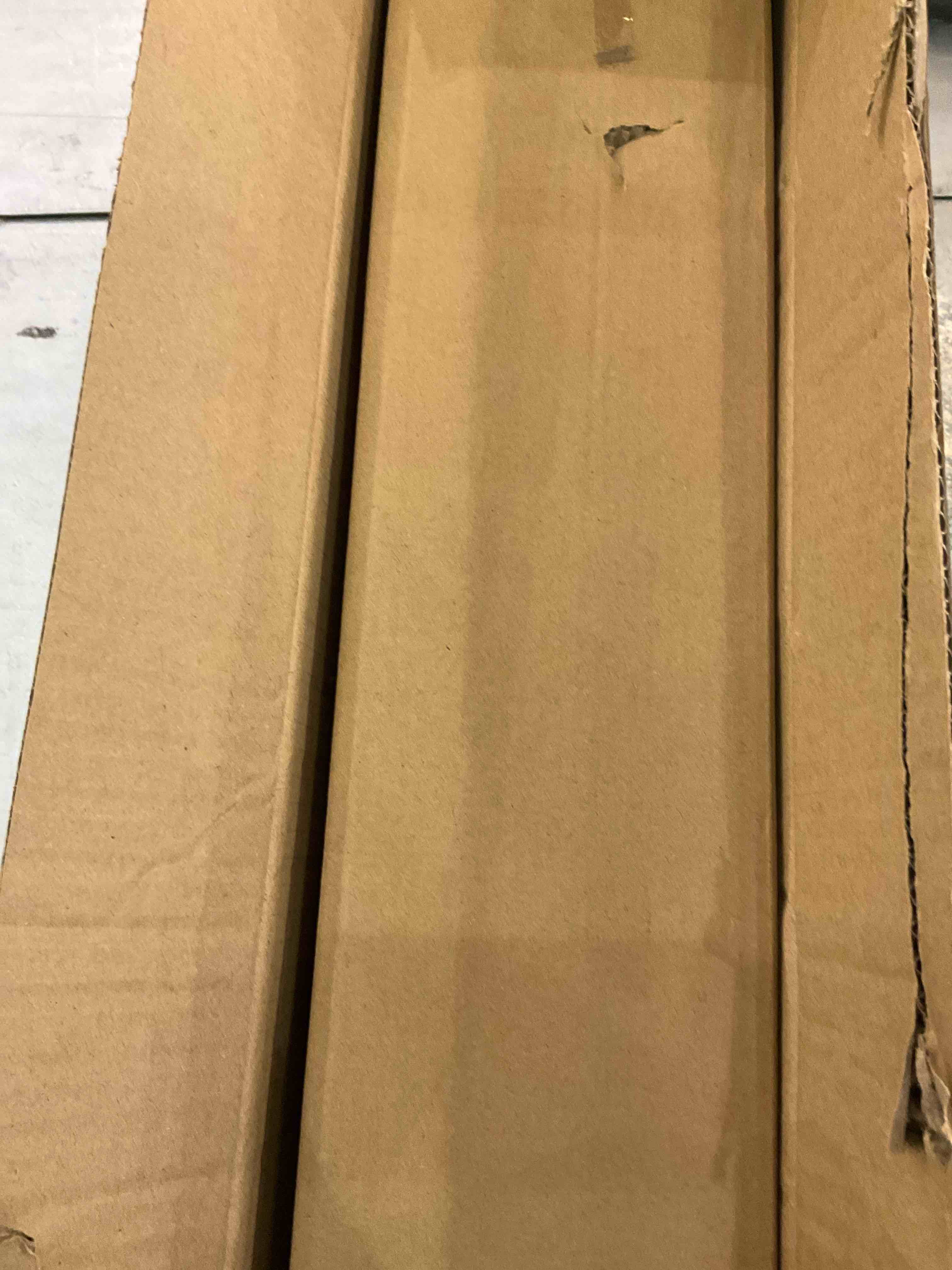 https://s3.amazonaws.com/lotting-images-prod/bidfta/EXS00662781_1697206746310.jpeg