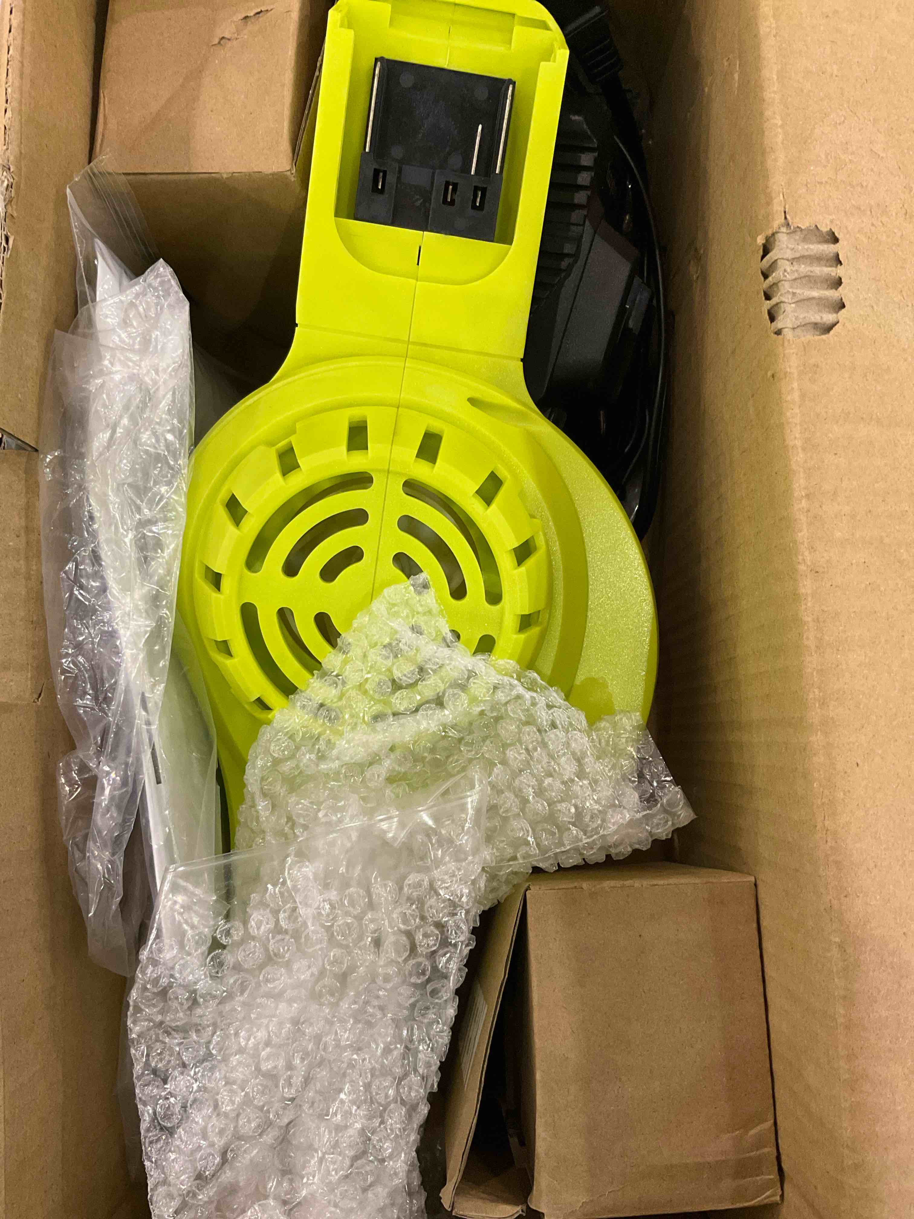 https://s3.amazonaws.com/lotting-images-prod/bidfta/EXS00662936_1697476938302.jpeg