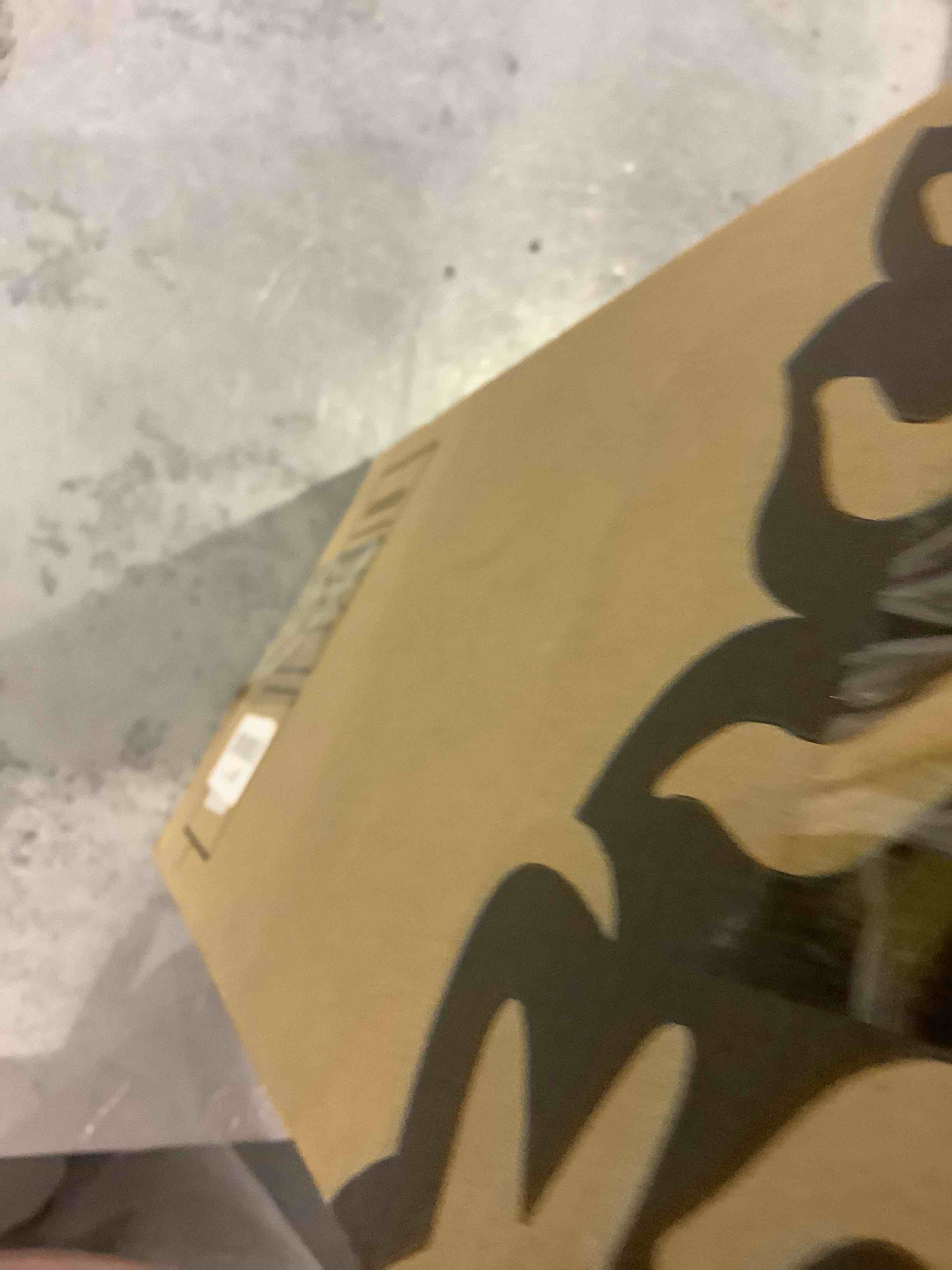 https://s3.amazonaws.com/lotting-images-prod/bidfta/EXS00663492_1697458764350.jpeg