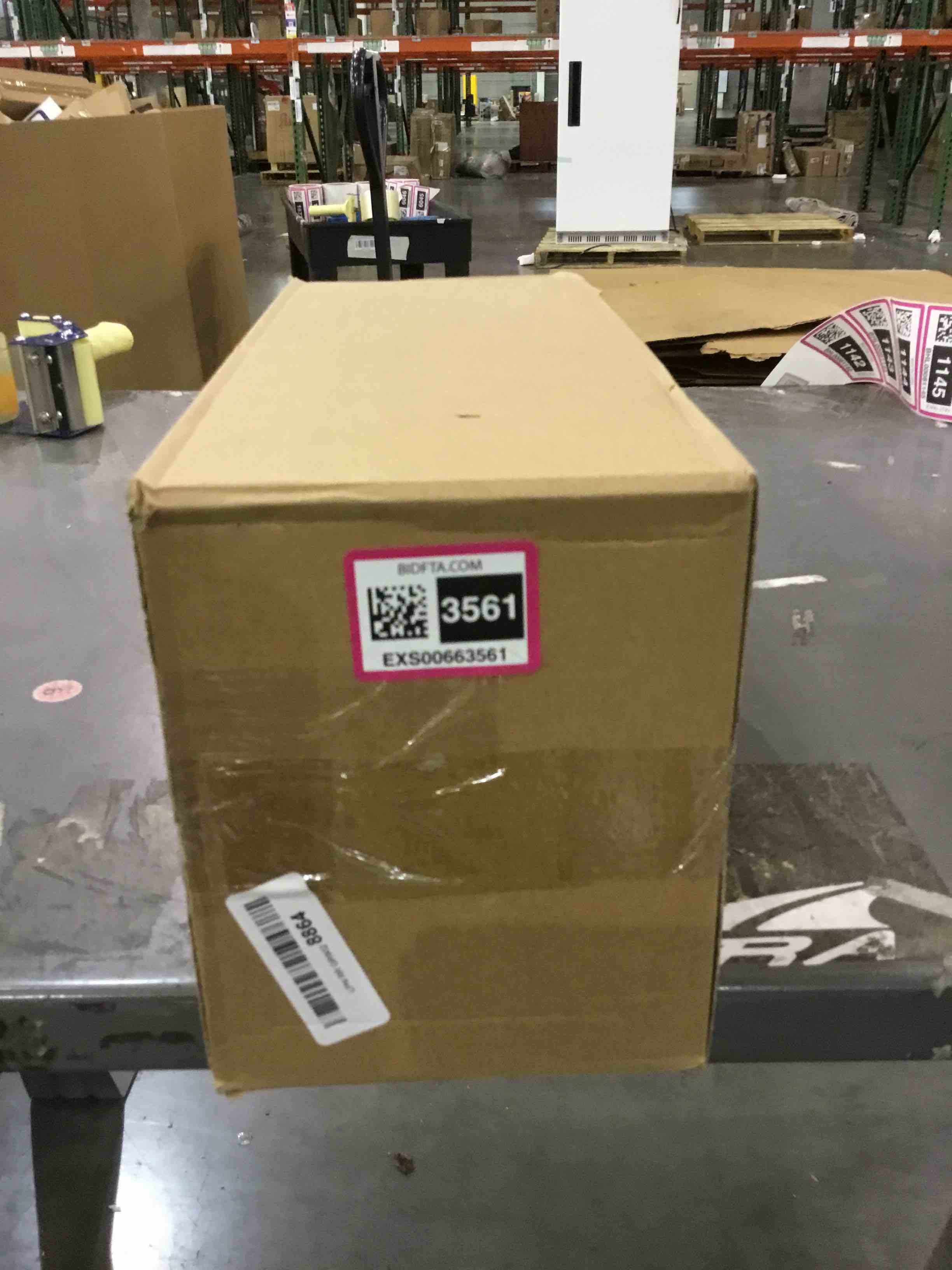 https://s3.amazonaws.com/lotting-images-prod/bidfta/EXS00663561_1697222163025.jpeg