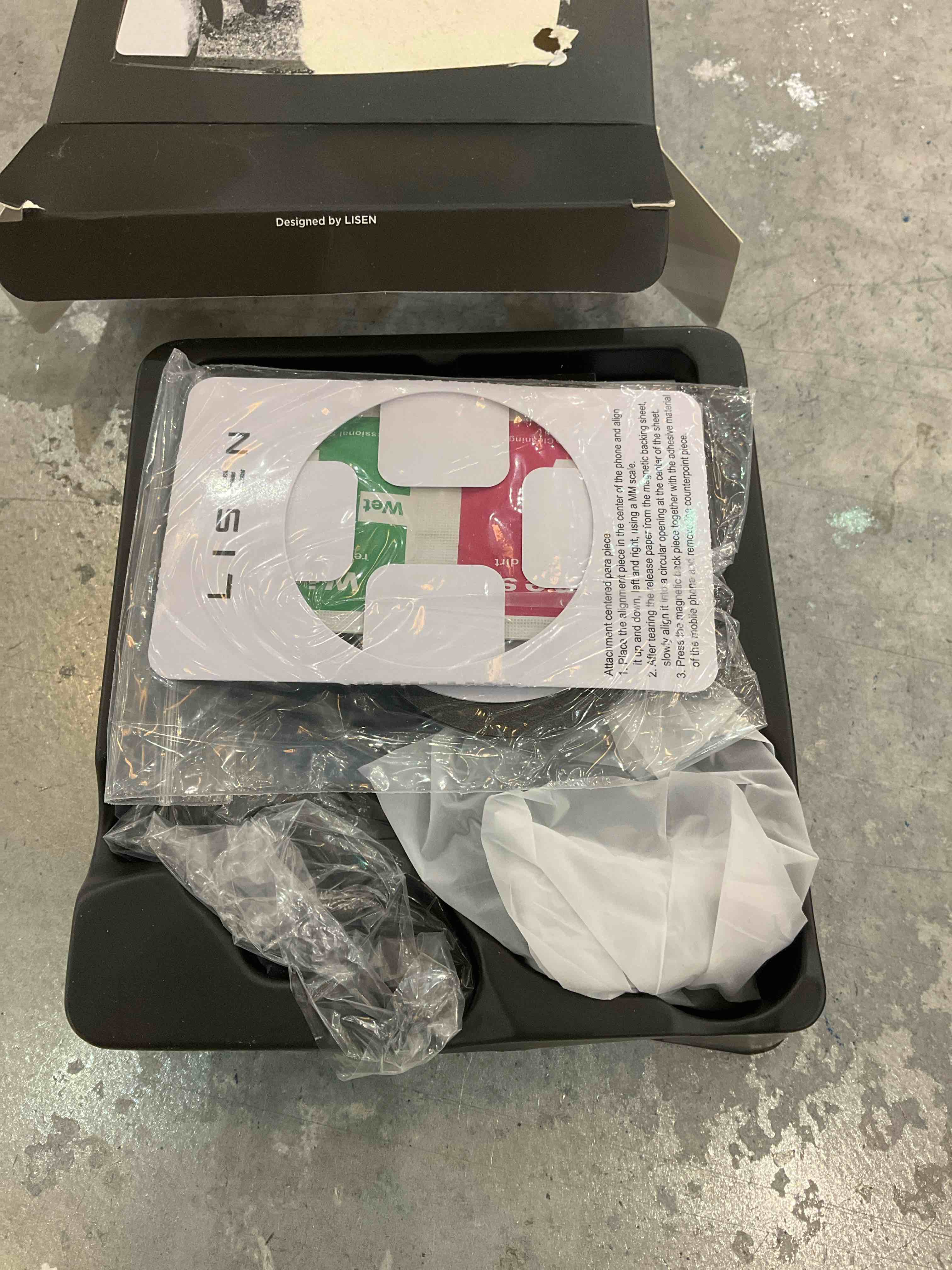 https://s3.amazonaws.com/lotting-images-prod/bidfta/EXS00664052_1696959124569.jpeg