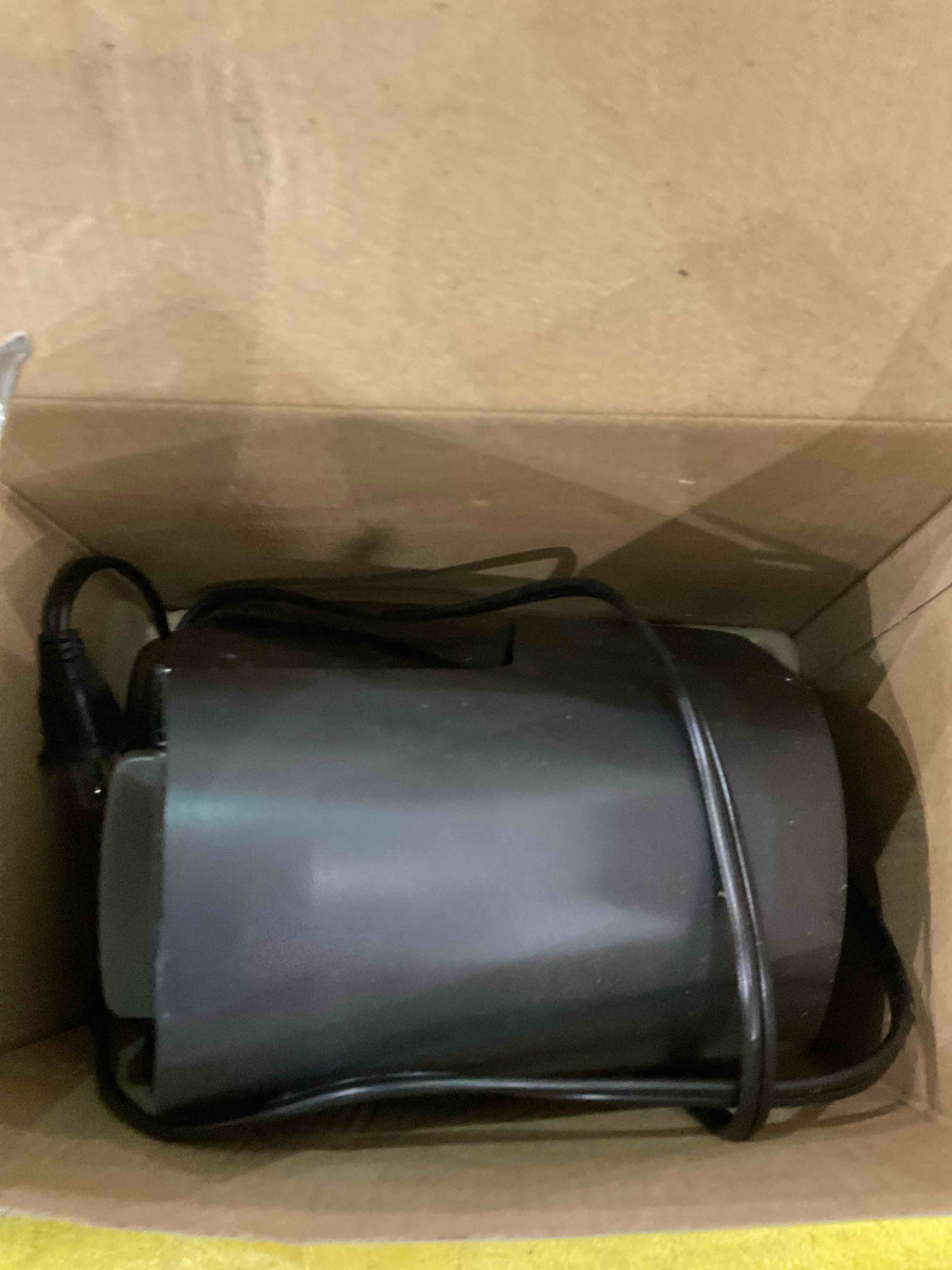 https://s3.amazonaws.com/lotting-images-prod/bidfta/EXS00664198_1698068626010.jpeg