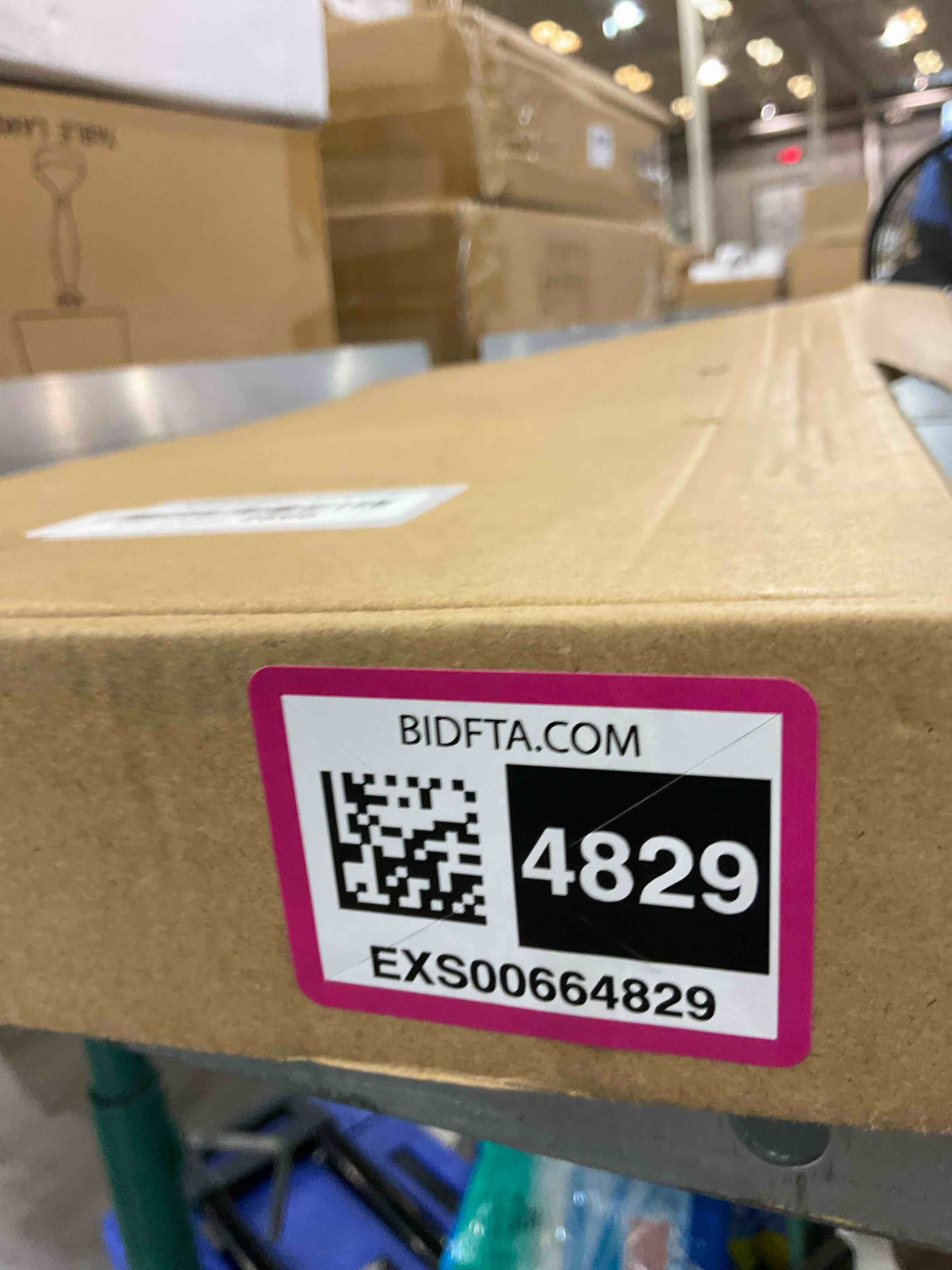 https://s3.amazonaws.com/lotting-images-prod/bidfta/EXS00664829_1697215826102.jpeg