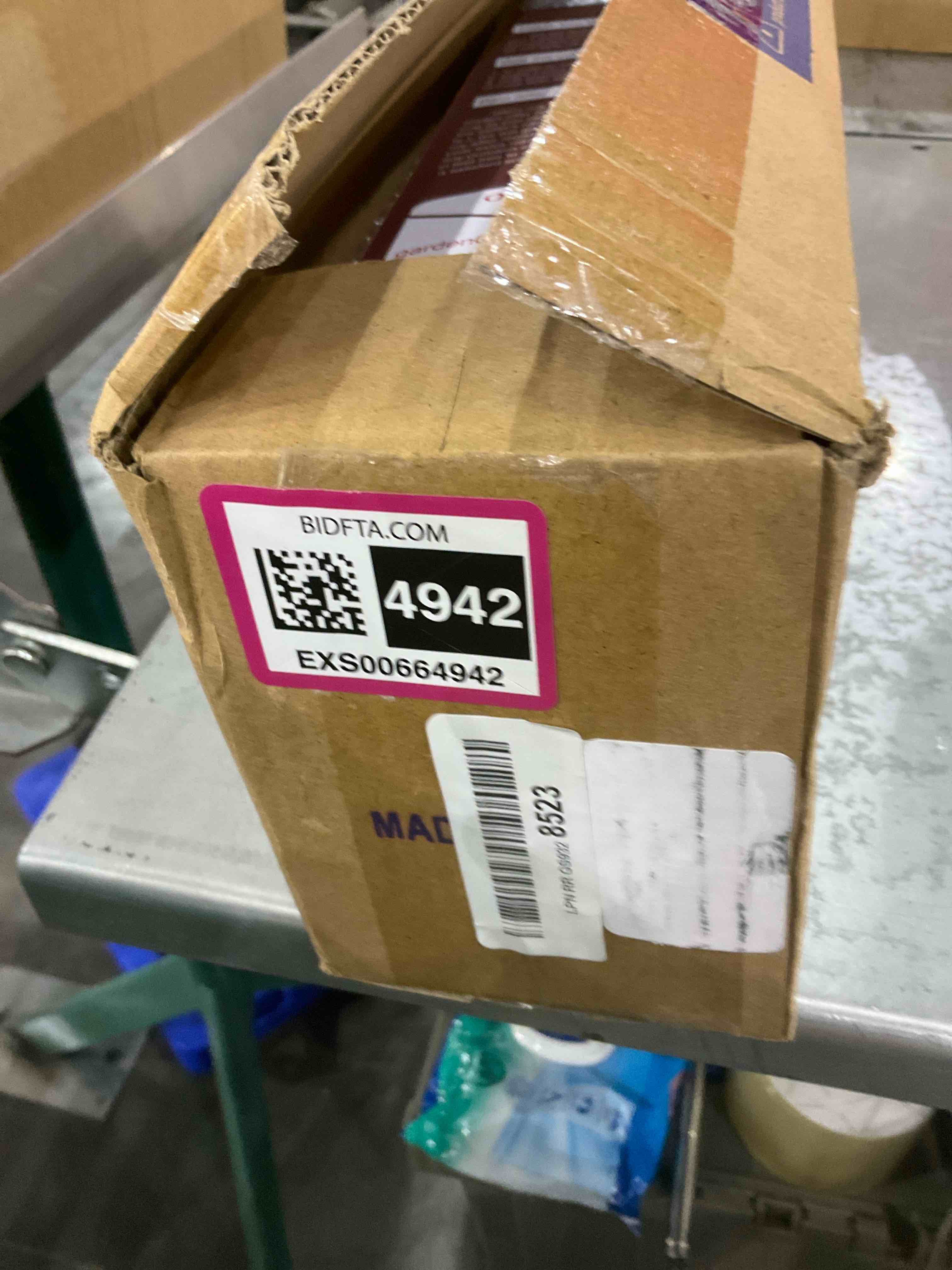 https://s3.amazonaws.com/lotting-images-prod/bidfta/EXS00664942_1697457083444.jpeg