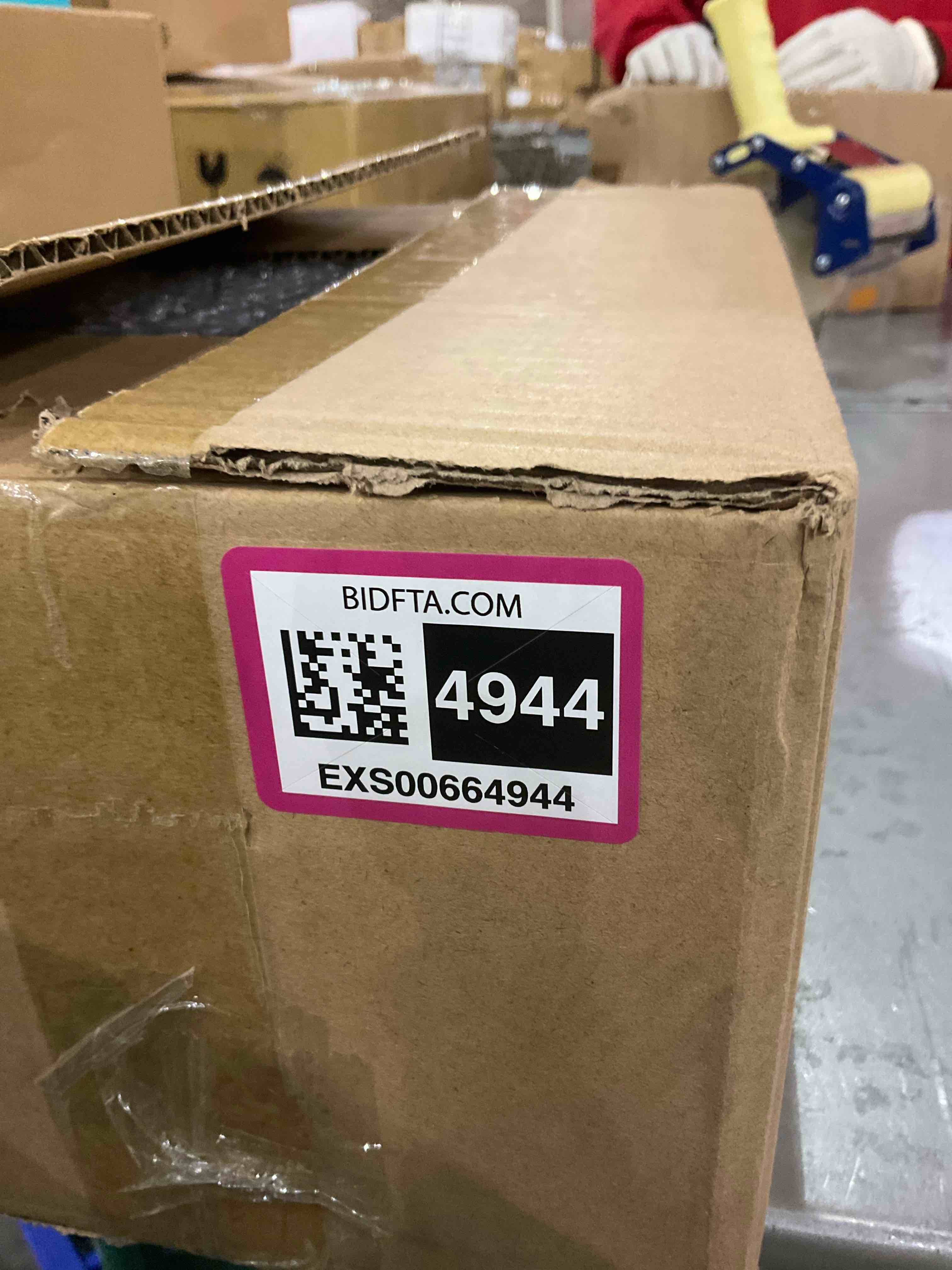 https://s3.amazonaws.com/lotting-images-prod/bidfta/EXS00664944_1697457281603.jpeg