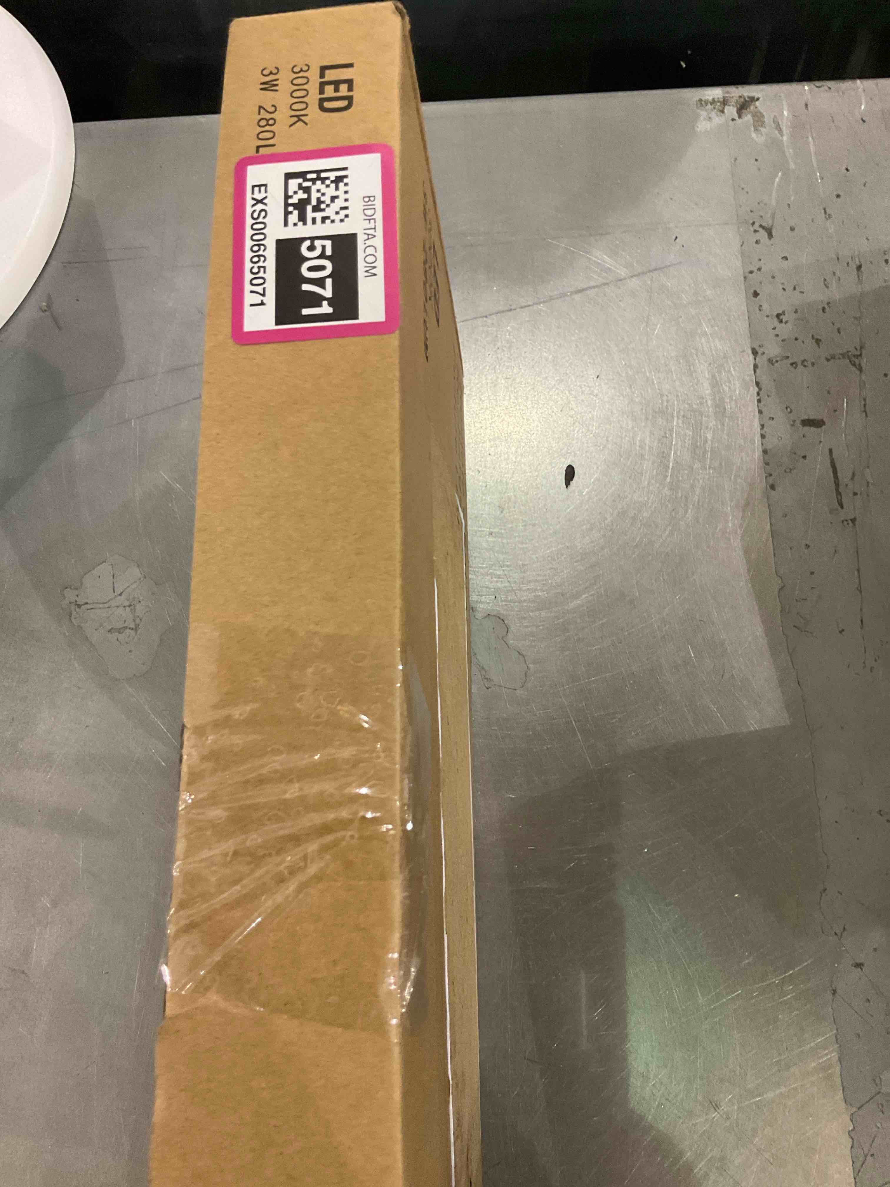 https://s3.amazonaws.com/lotting-images-prod/bidfta/EXS00665071_1697477286791.jpeg