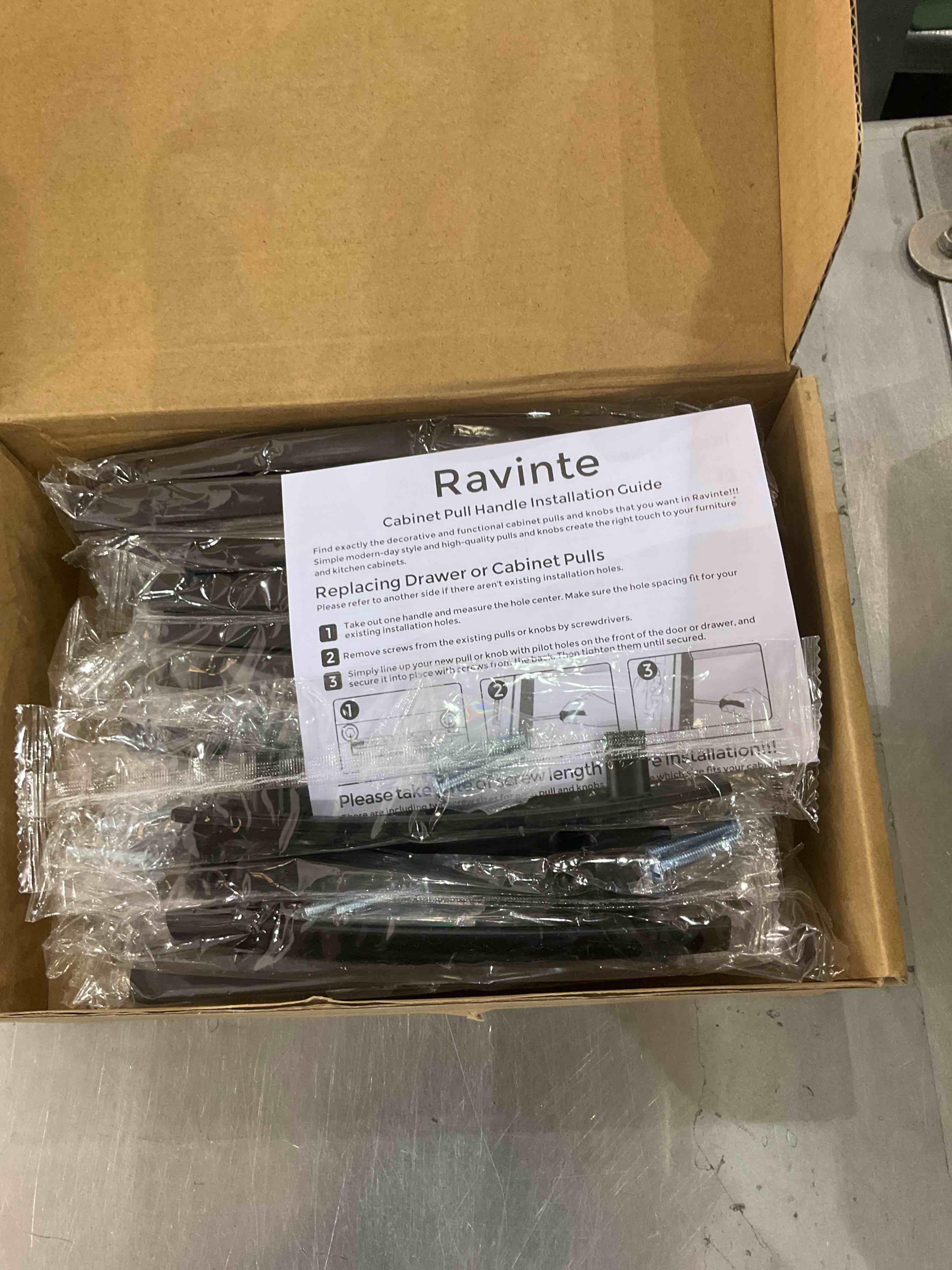 https://s3.amazonaws.com/lotting-images-prod/bidfta/EXS00665393_1697572273511.jpeg