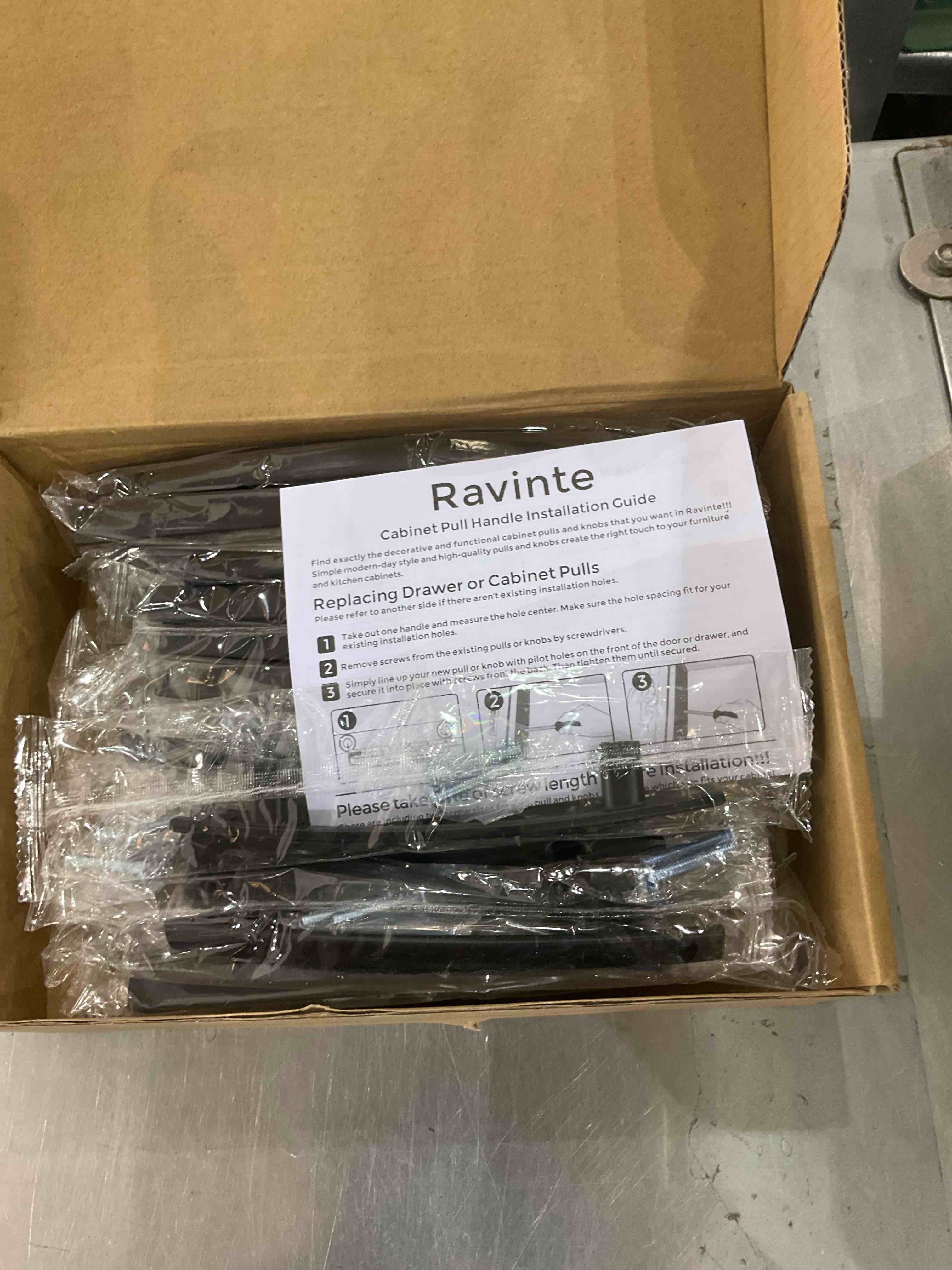https://s3.amazonaws.com/lotting-images-prod/bidfta/EXS00665393_1697572274823.jpeg