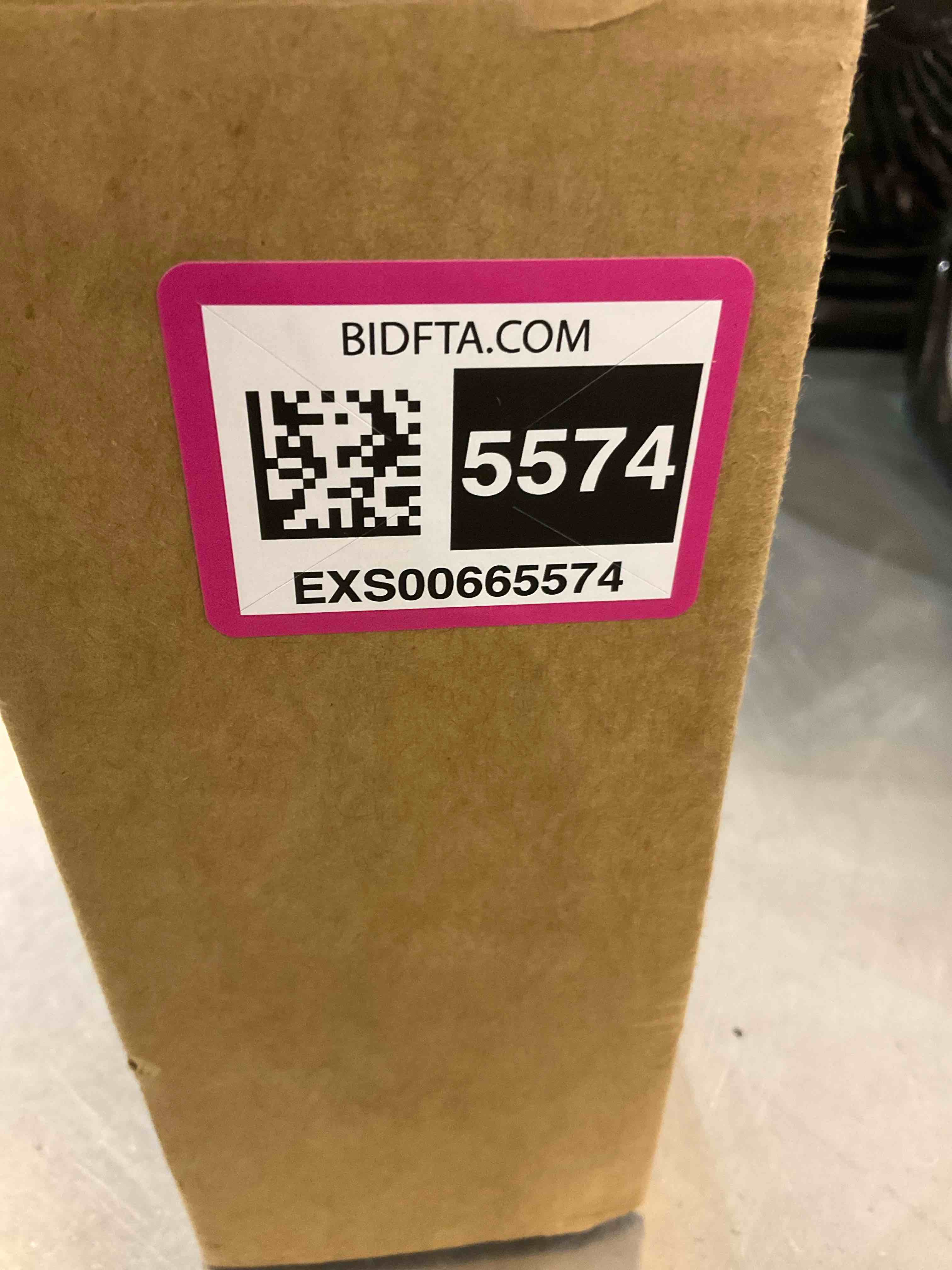 https://s3.amazonaws.com/lotting-images-prod/bidfta/EXS00665574_1697206849740.jpeg