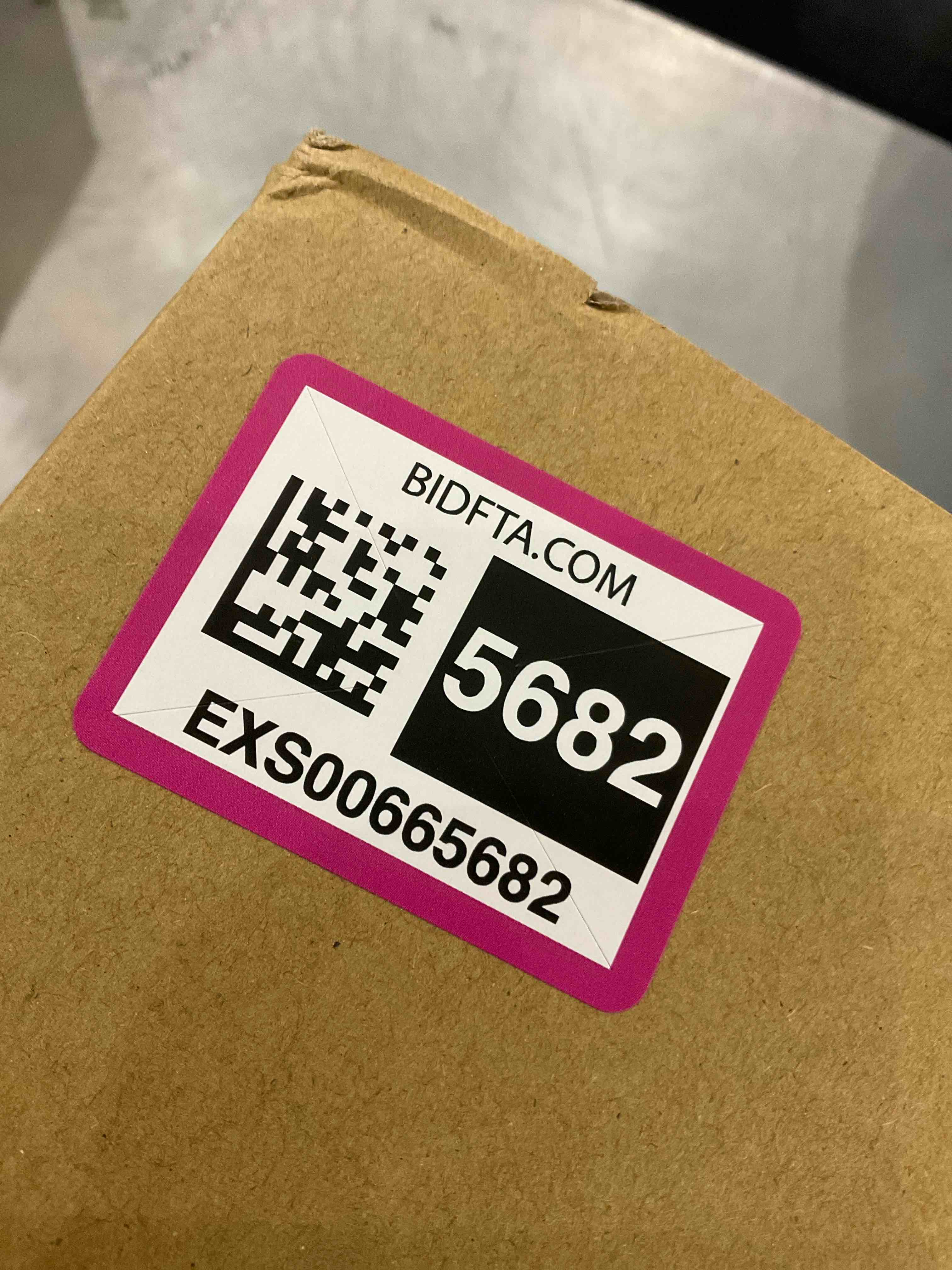 https://s3.amazonaws.com/lotting-images-prod/bidfta/EXS00665682_1697460445295.jpeg