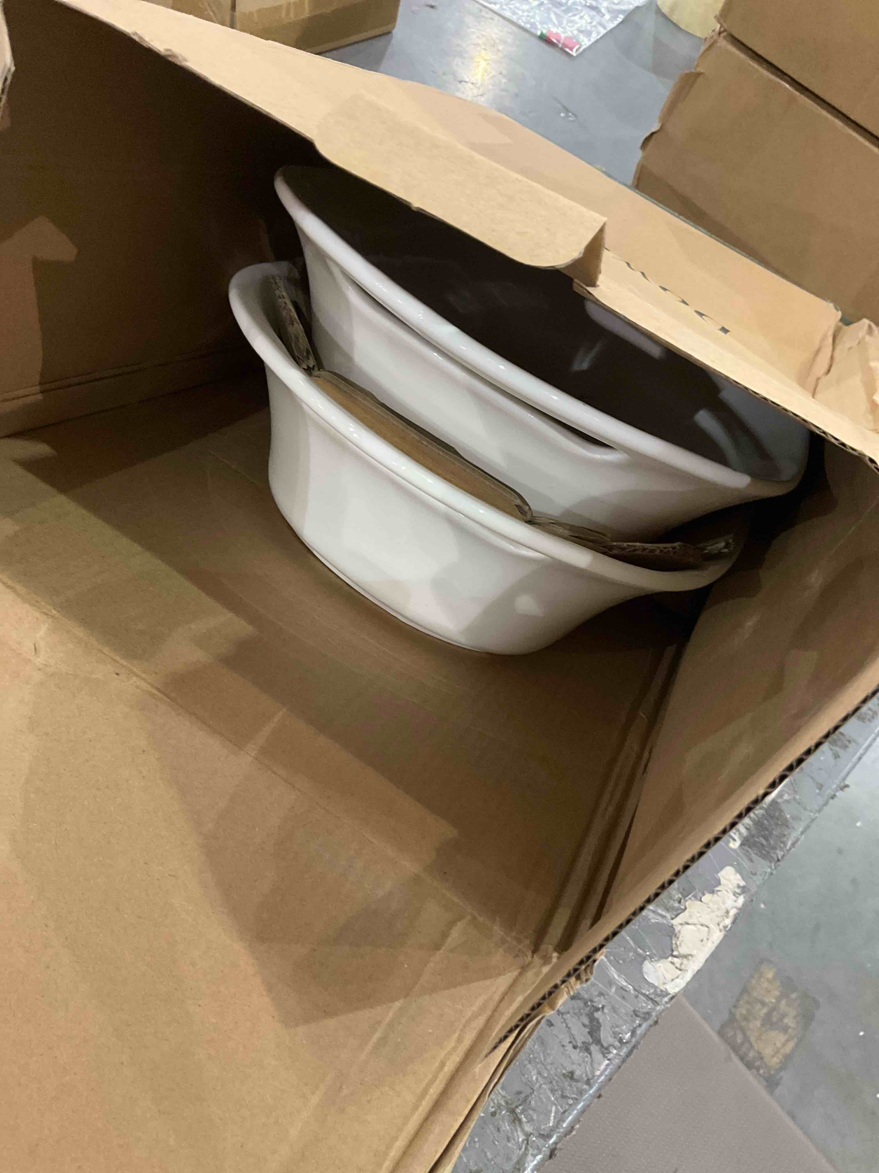 https://s3.amazonaws.com/lotting-images-prod/bidfta/EXS00666107_1697221007221.jpeg