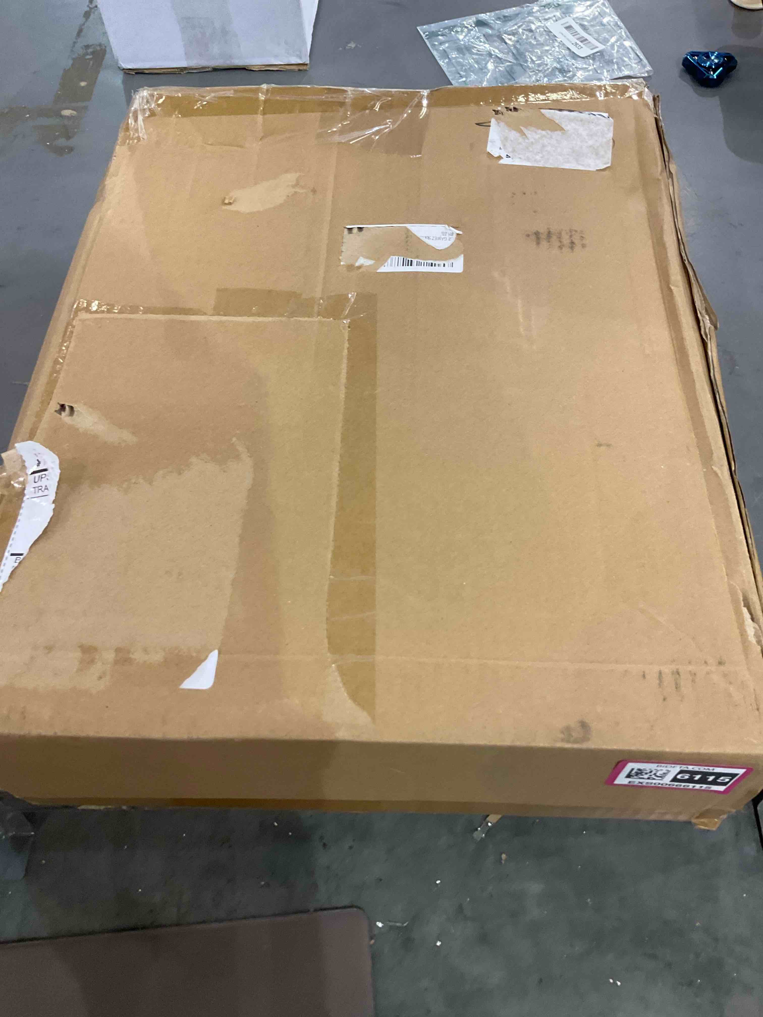 https://s3.amazonaws.com/lotting-images-prod/bidfta/EXS00666115_1697223268522.jpeg