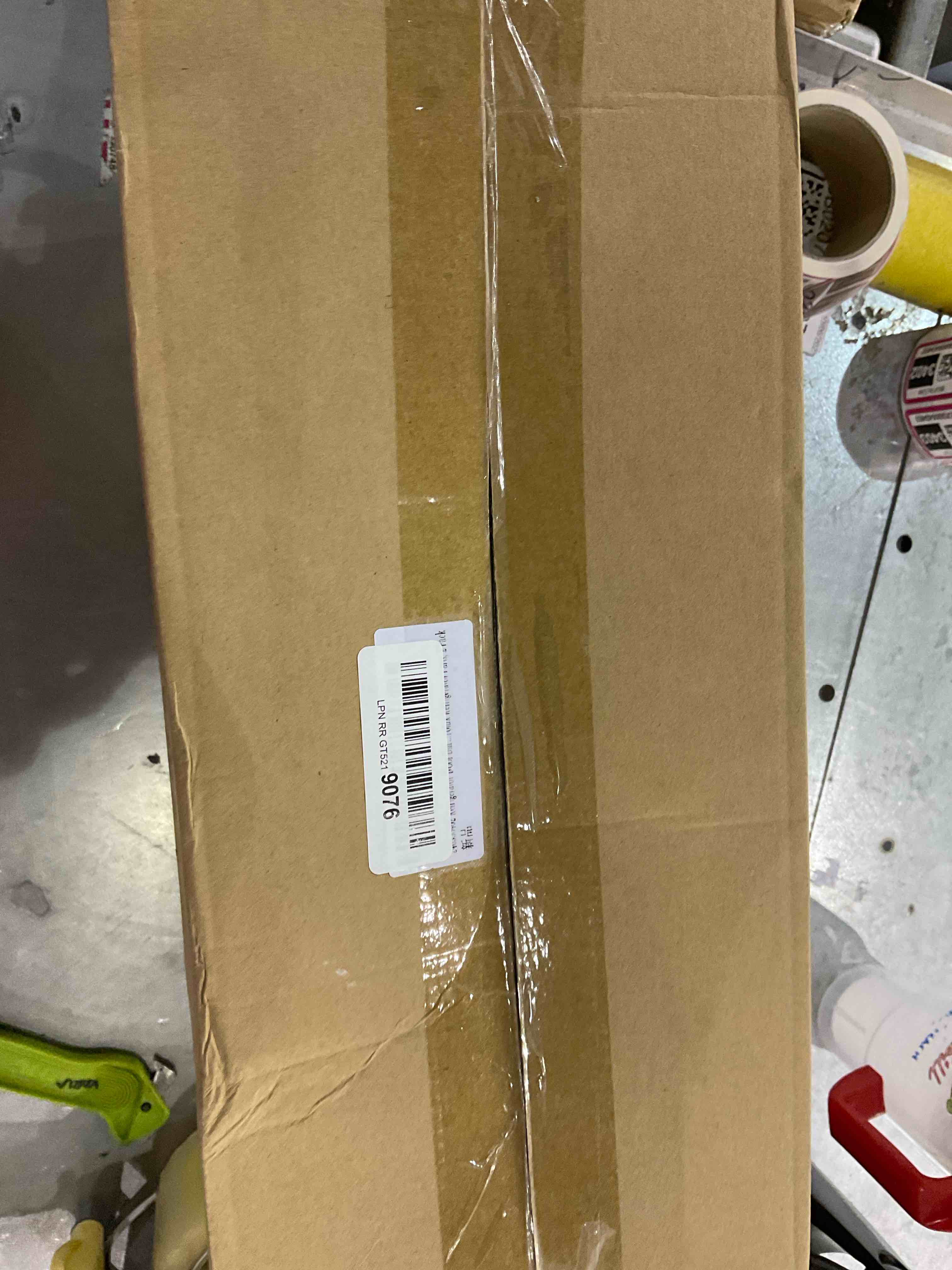 https://s3.amazonaws.com/lotting-images-prod/bidfta/EXS00667182_1696851251503.jpeg