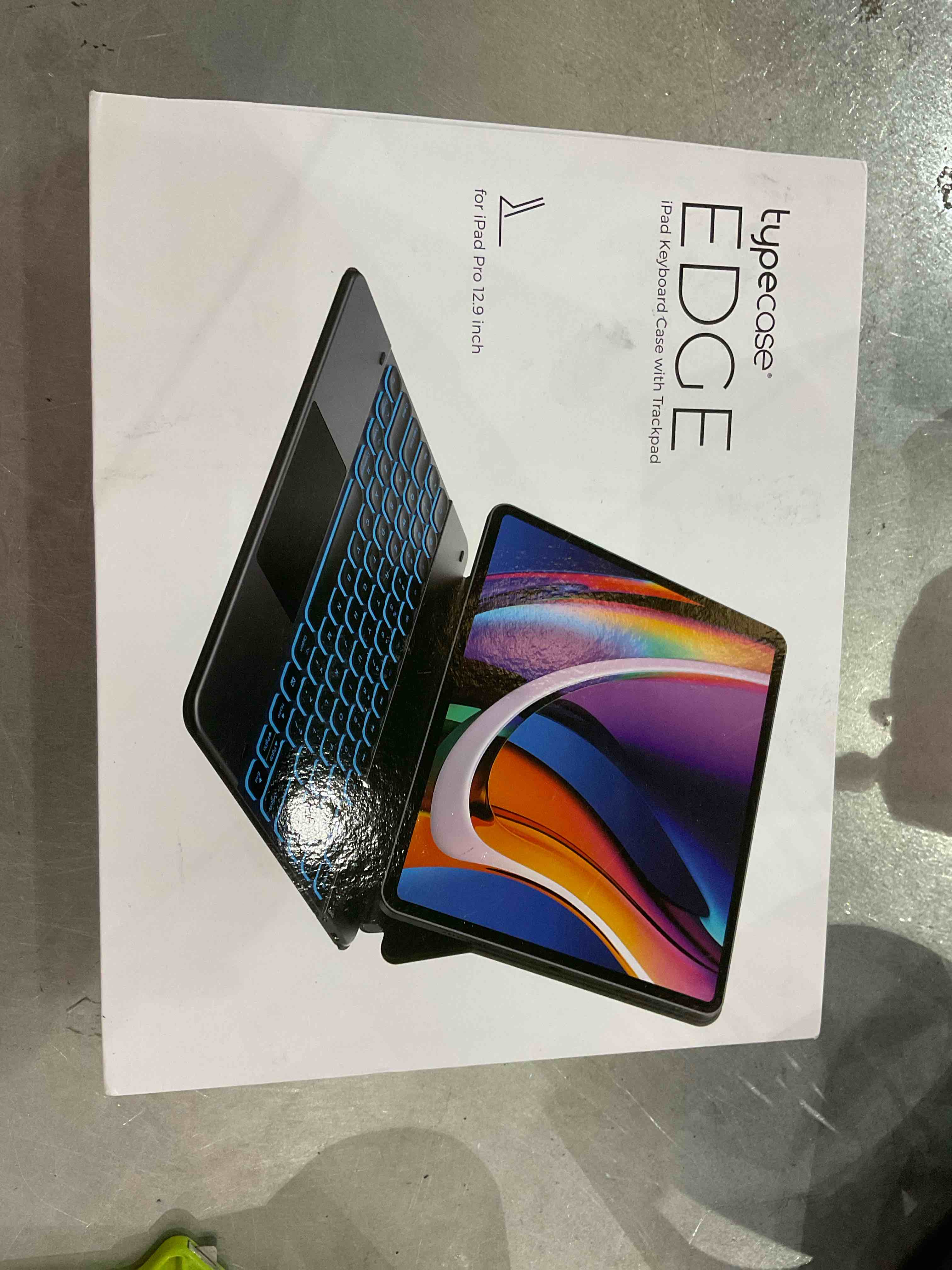 https://s3.amazonaws.com/lotting-images-prod/bidfta/EXS00667248_1696862615934.jpeg