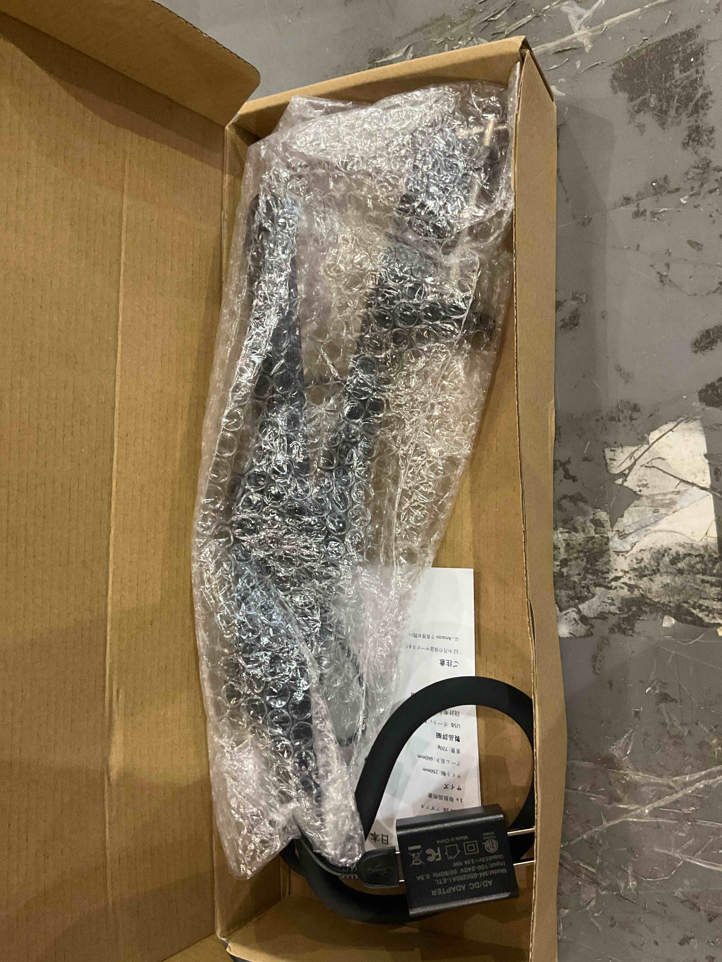https://s3.amazonaws.com/lotting-images-prod/bidfta/EXS00667711_1697050089959.jpeg