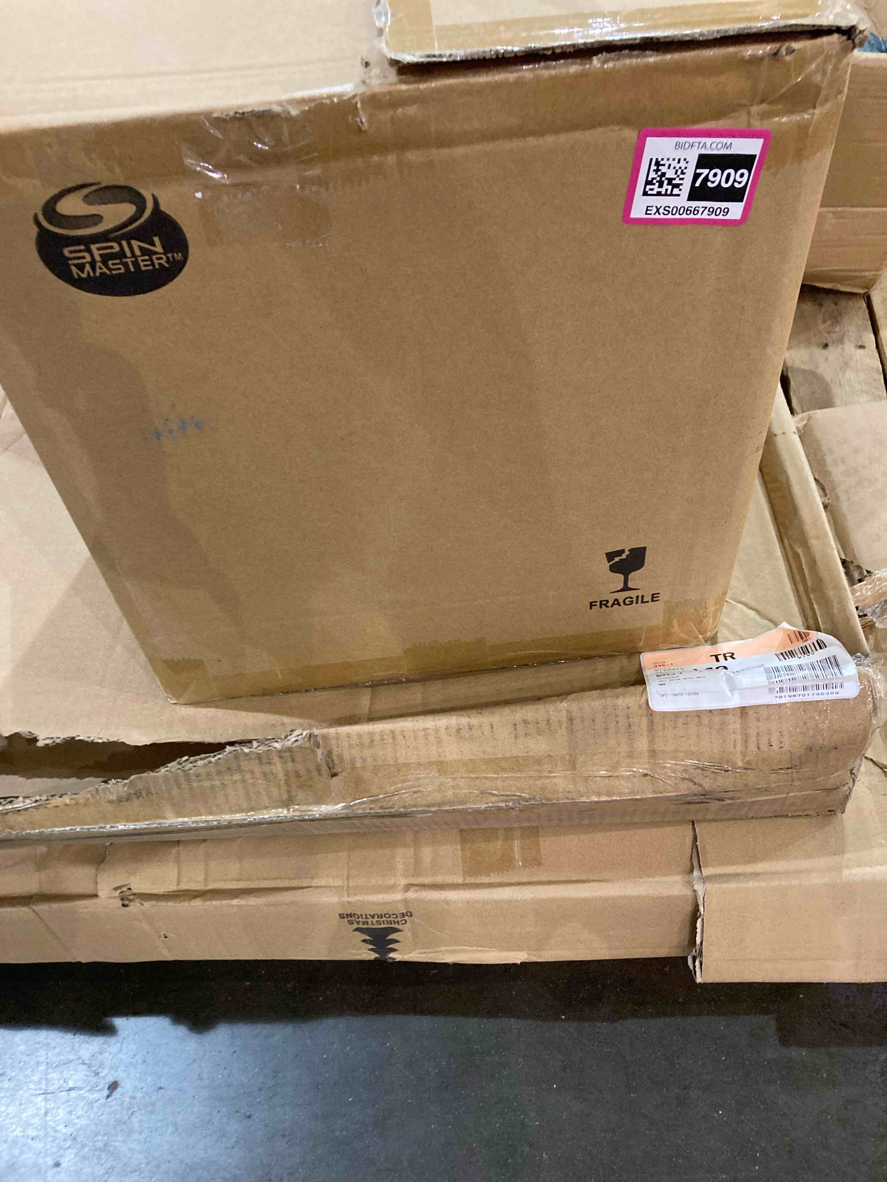 https://s3.amazonaws.com/lotting-images-prod/bidfta/EXS00667909_1697154192946.jpeg