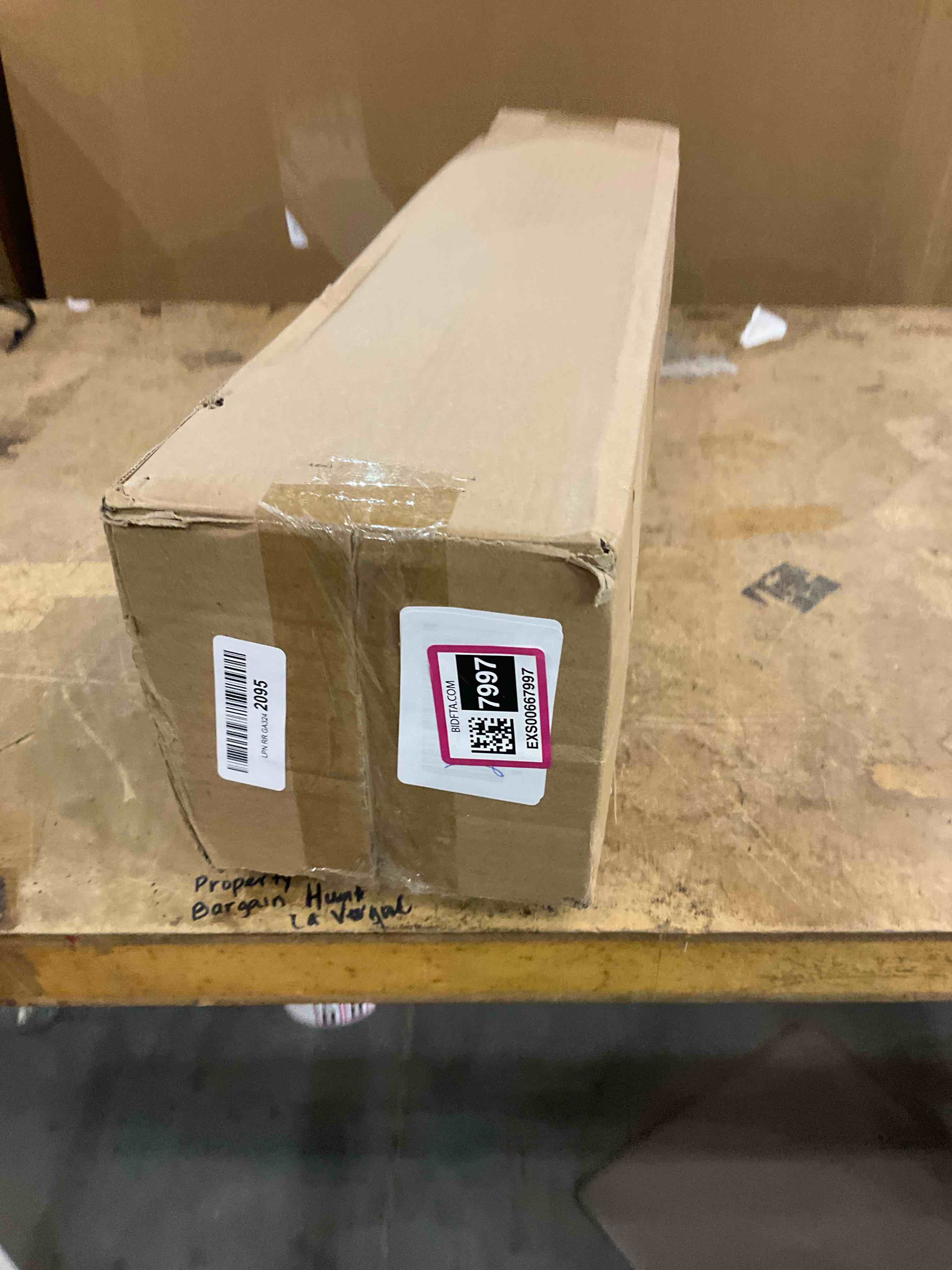 https://s3.amazonaws.com/lotting-images-prod/bidfta/EXS00667997_1697755774053.jpeg