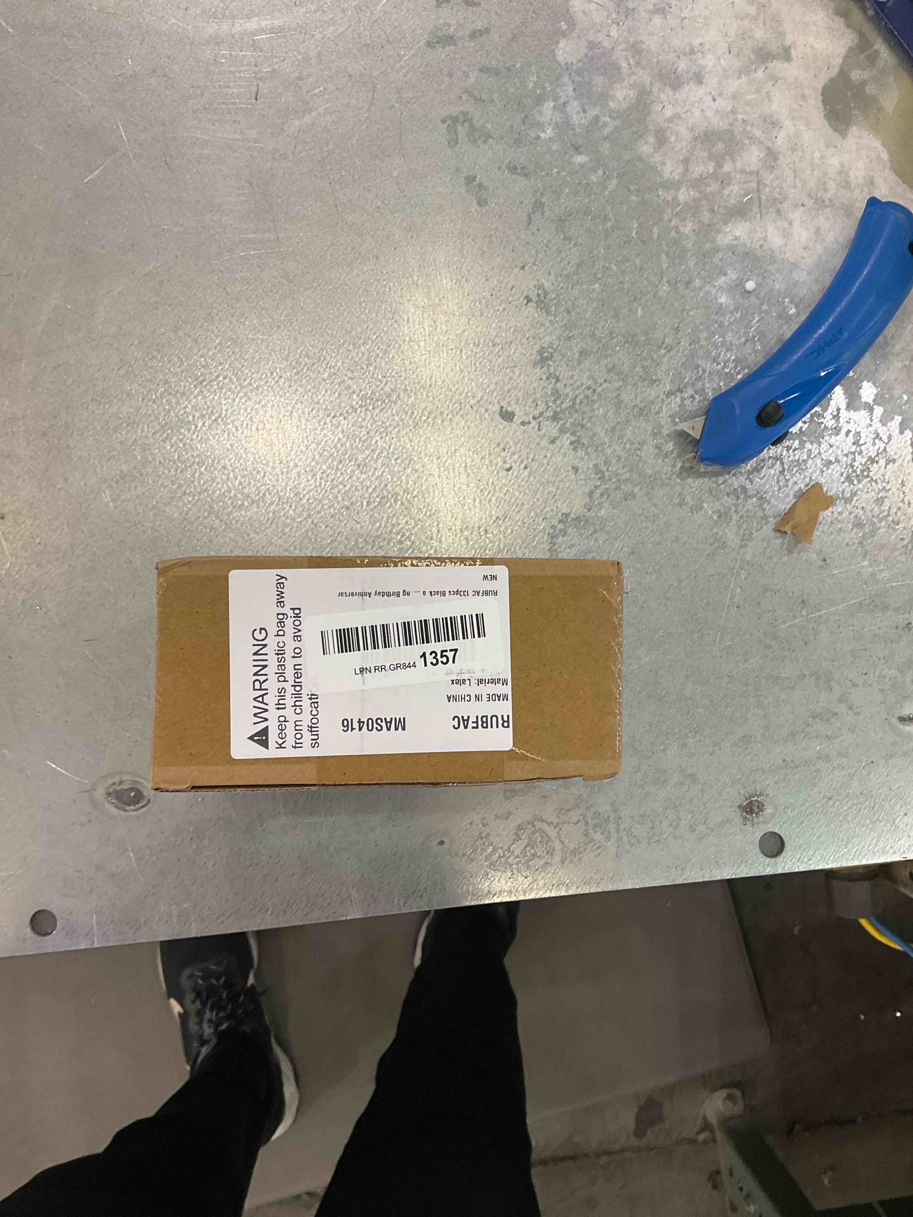 https://s3.amazonaws.com/lotting-images-prod/bidfta/EXS00668696_1697467495327.jpeg