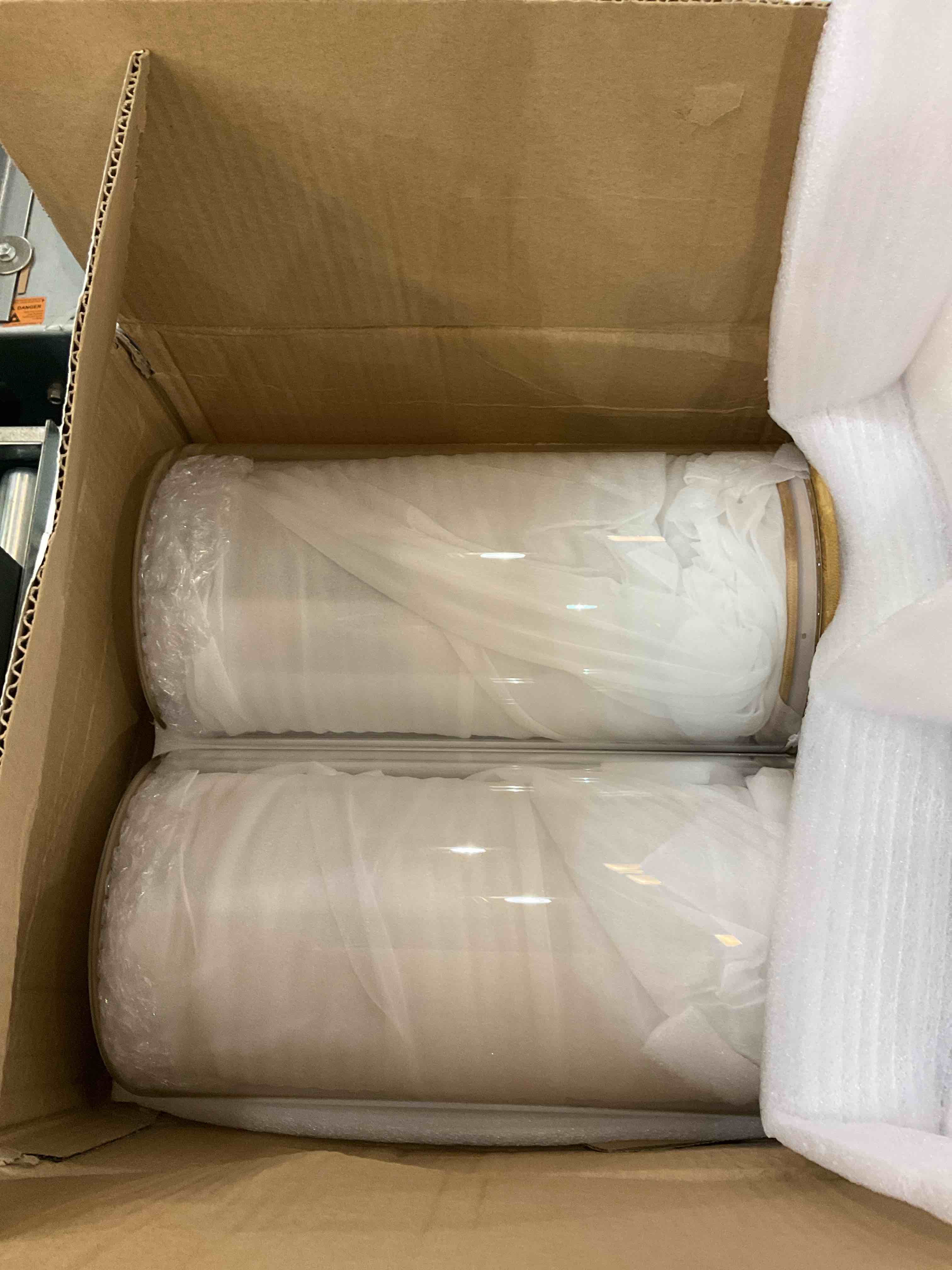 https://s3.amazonaws.com/lotting-images-prod/bidfta/EXS00669145_1697137878731.jpeg