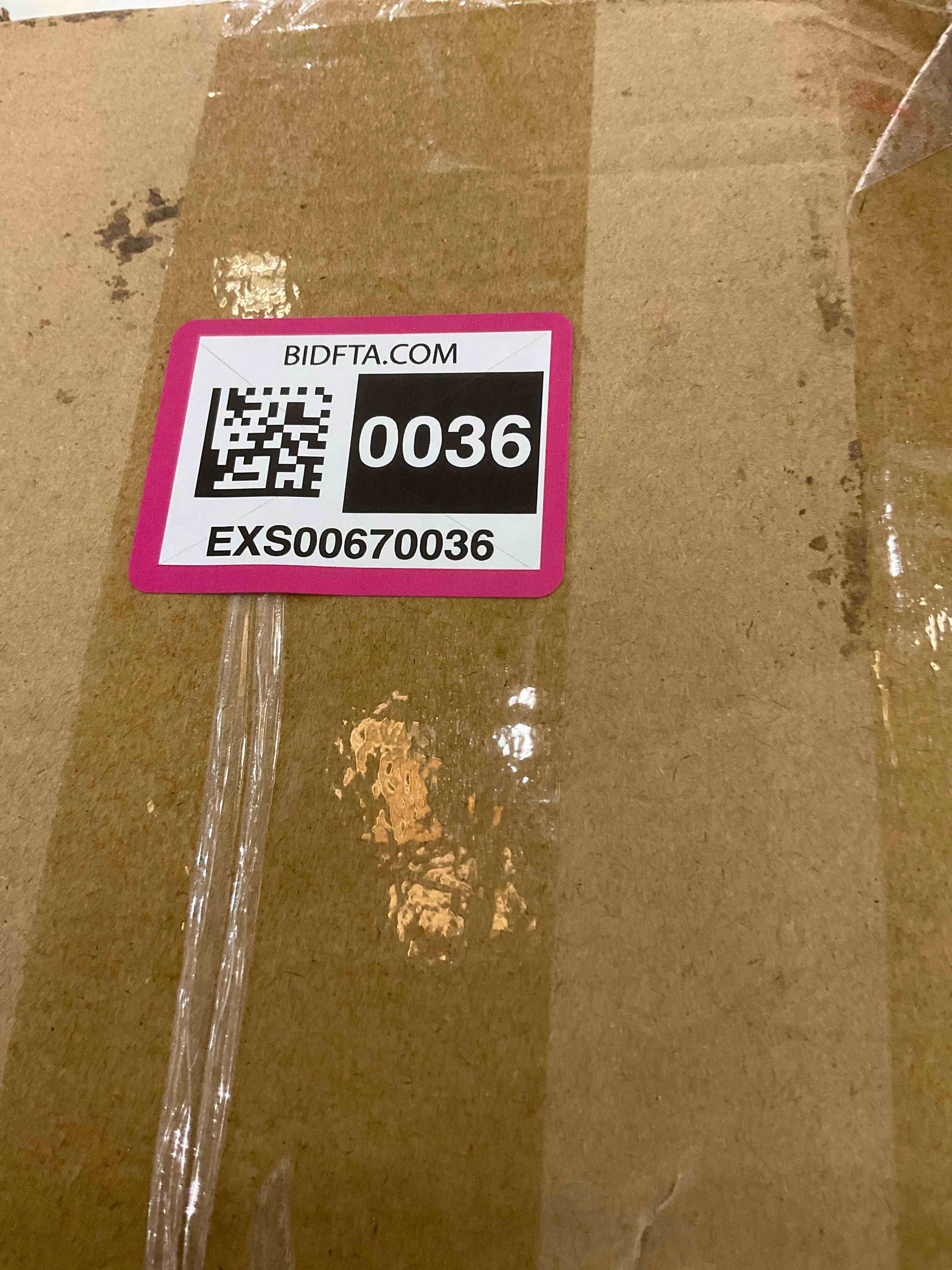 https://s3.amazonaws.com/lotting-images-prod/bidfta/EXS00670036_1702057403973.jpeg